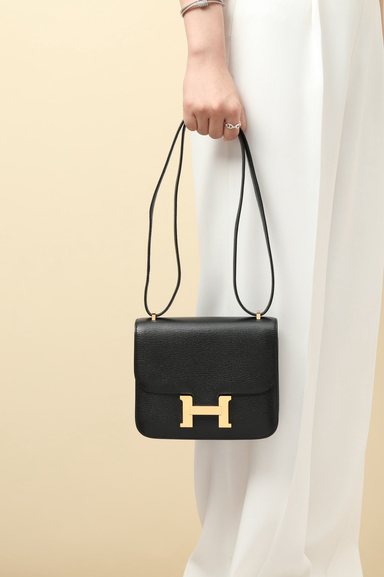 CJ19 19 cm , CK89 Black Goatskin GHW #4342