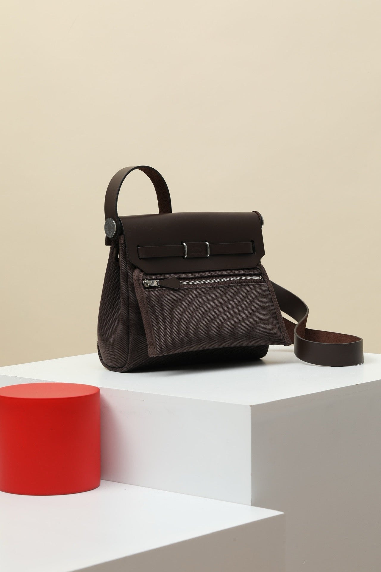 HB20 46 Ebony H Viking Canvas and Hunter Leather Shoulder Bag PHW #4640