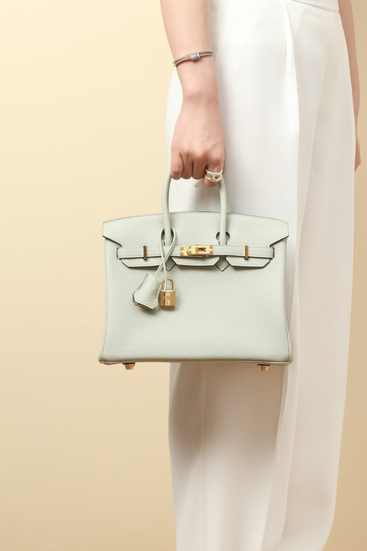 BK25 Crystal Gray # 3888