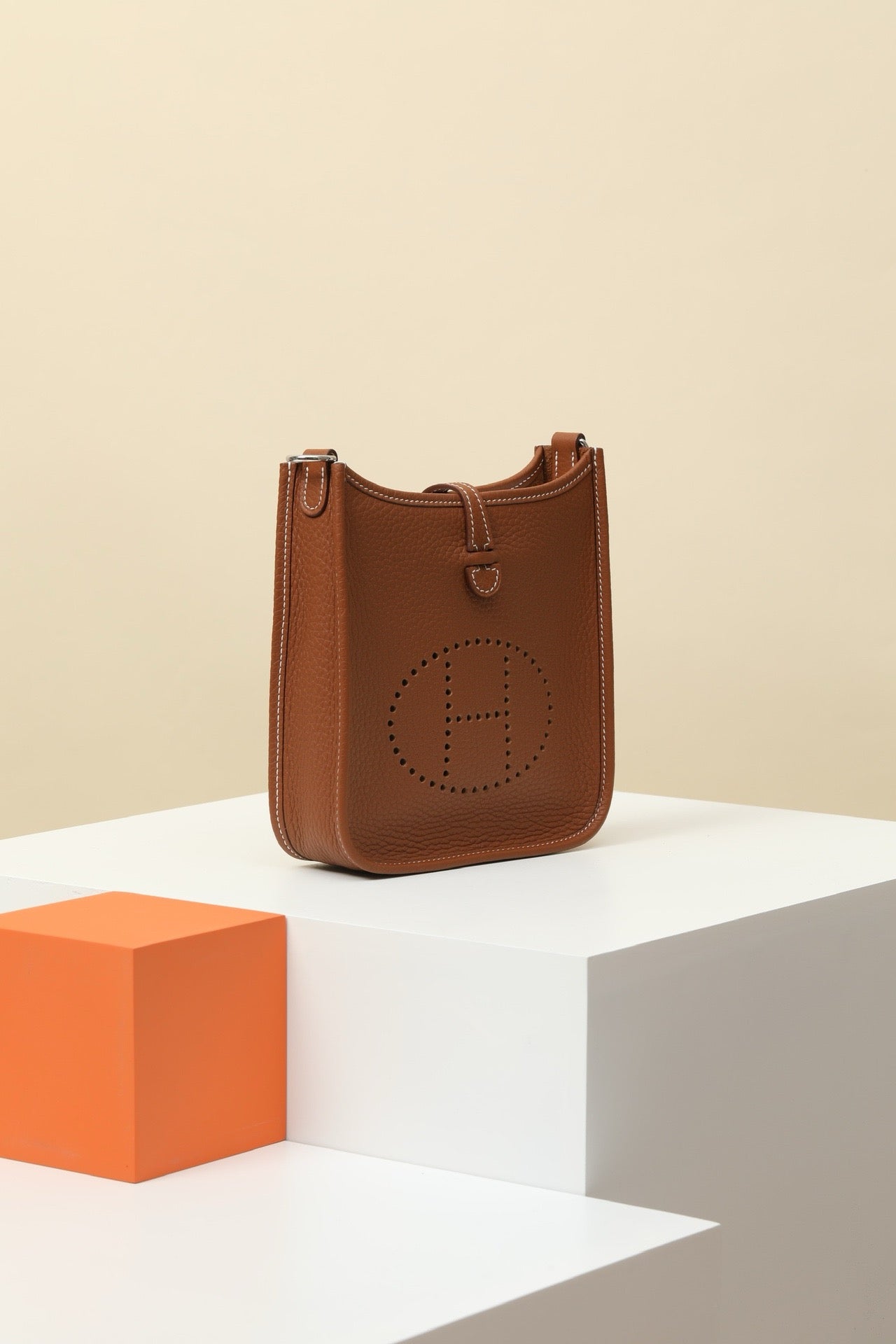 YF16 CK37 Gold Brown ,Clemence bull leather crossbody bag  , PHW #4427