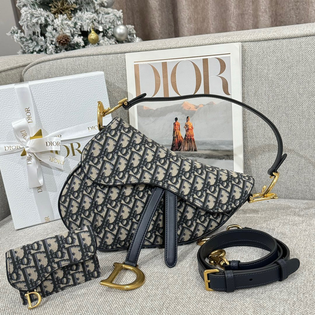 CD Saddle Bag with Strap #901