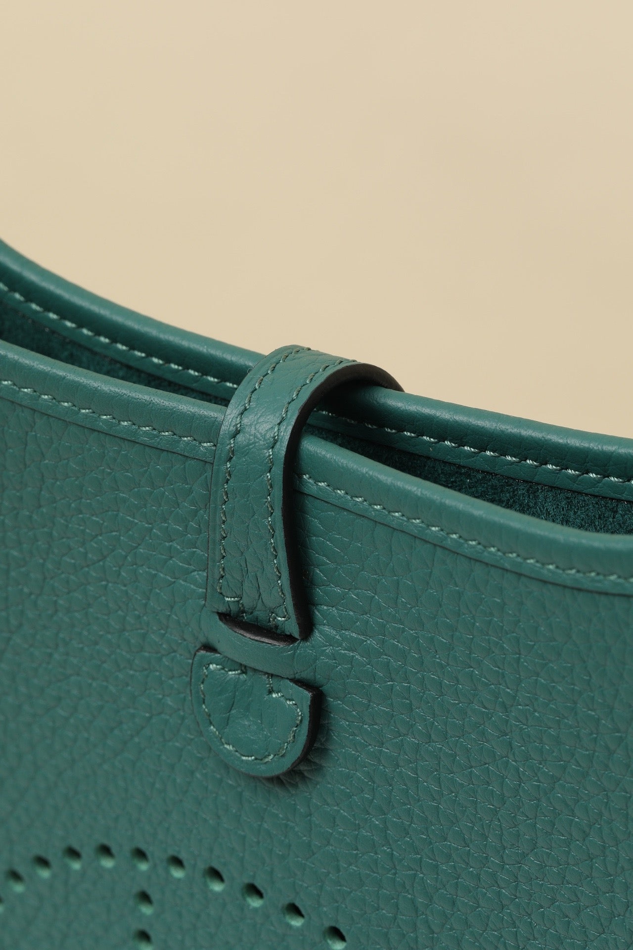 YF16 6Z Peacock Green Clemence bull leather crossbody bag  ,GHW#4437