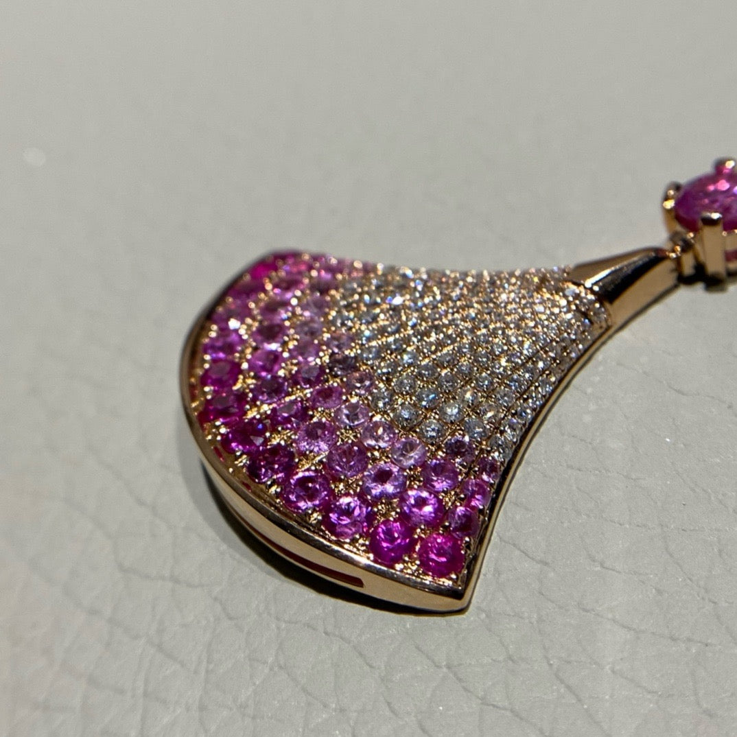 سلسال بولقاري ذهب عيار18 , الوزن 19.6 جرام ، الماس vvs1