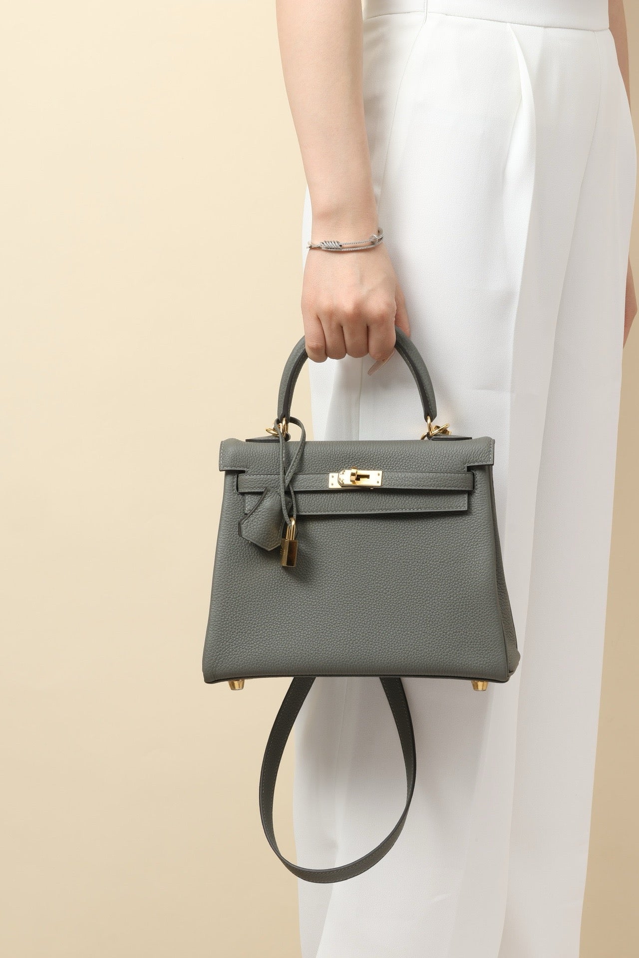 KL25 Cumulus Gray #3696