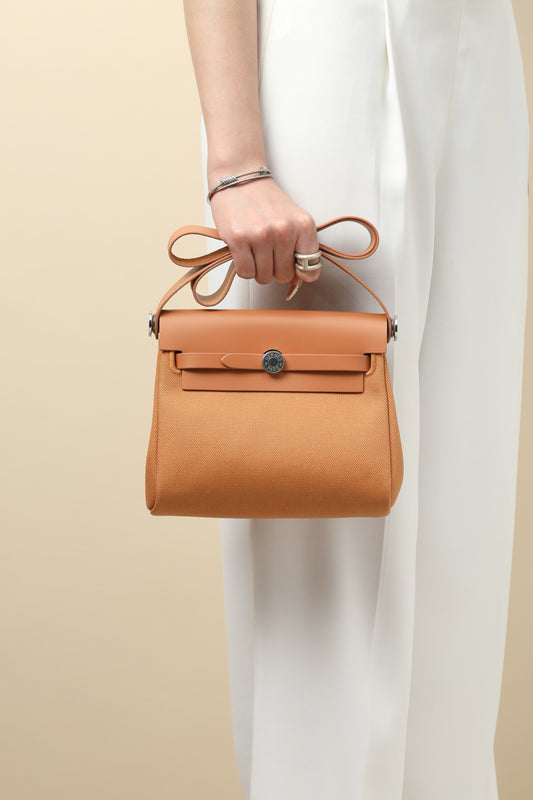 HB20 Naturel Sable H Viking Canvas and Hunter Leather Shoulder Bag PHW #4644