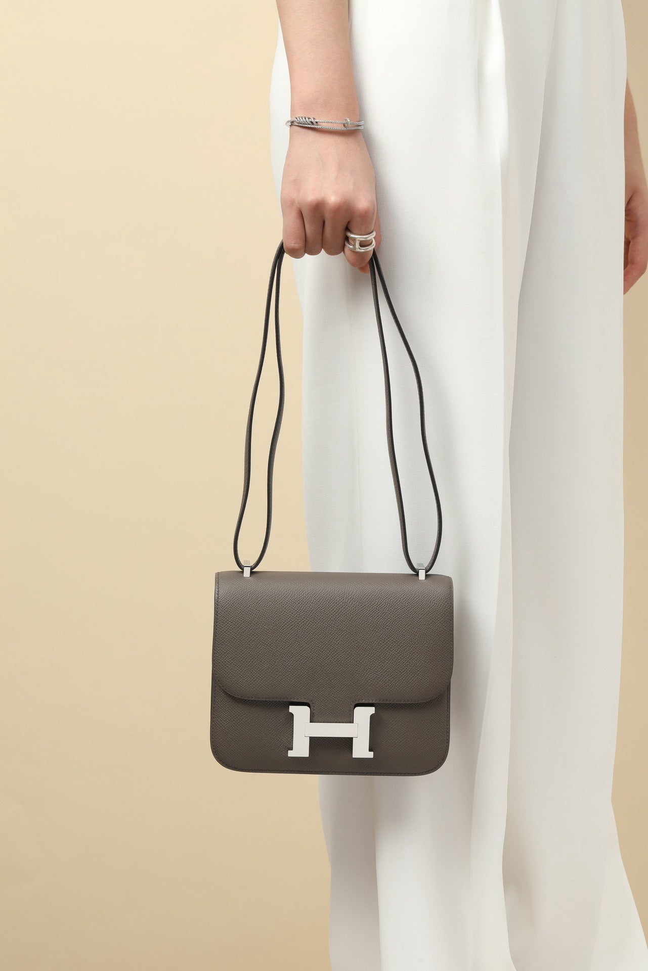 CJ19 19 cm , Pewter Grey Epsom leather PHW #4331