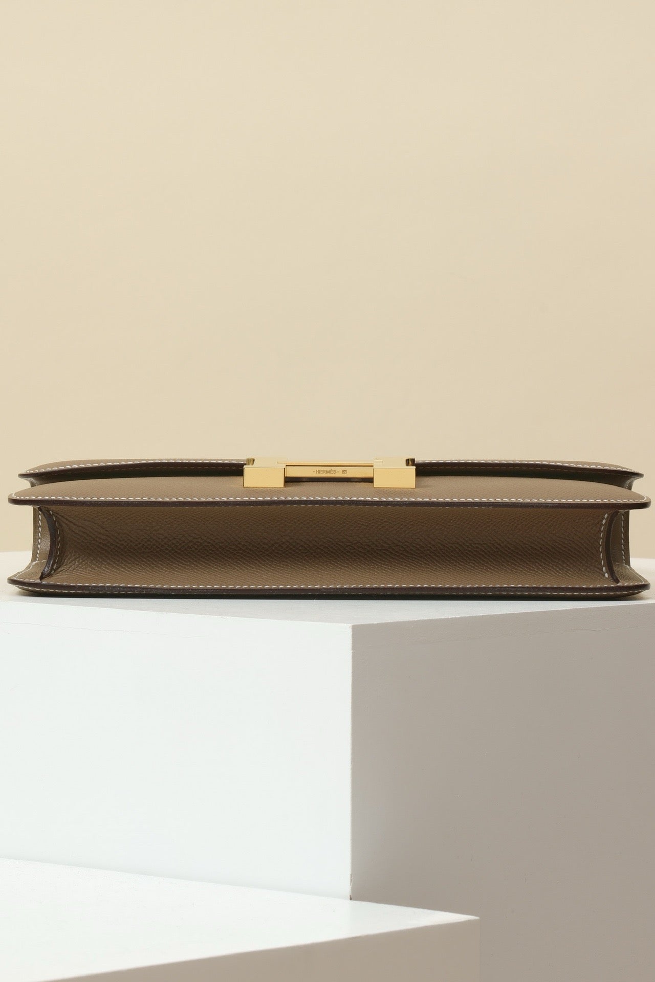 CJG24 , Epsom CK18 Elephant Grey GHW #4363