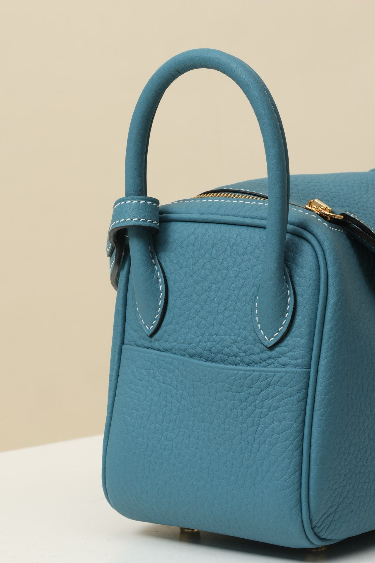 LD19 , Togo ,  D2 Bleu Jeans GHW #4581