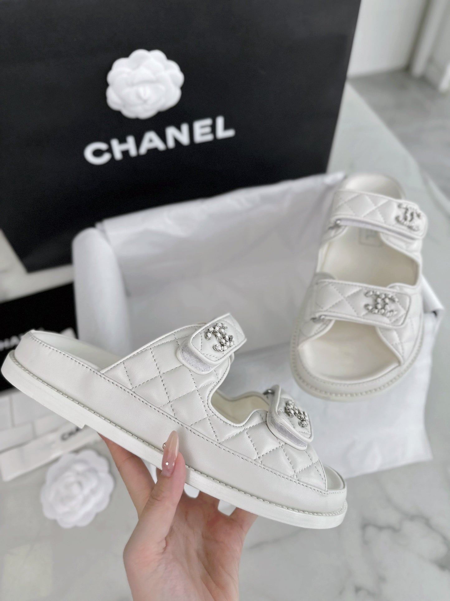 24s sandal #352
