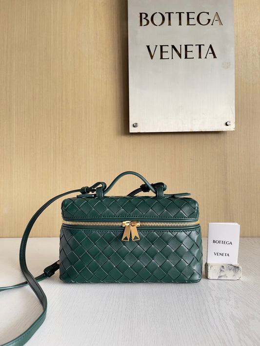 BV Bang Bang Vanity Case #569