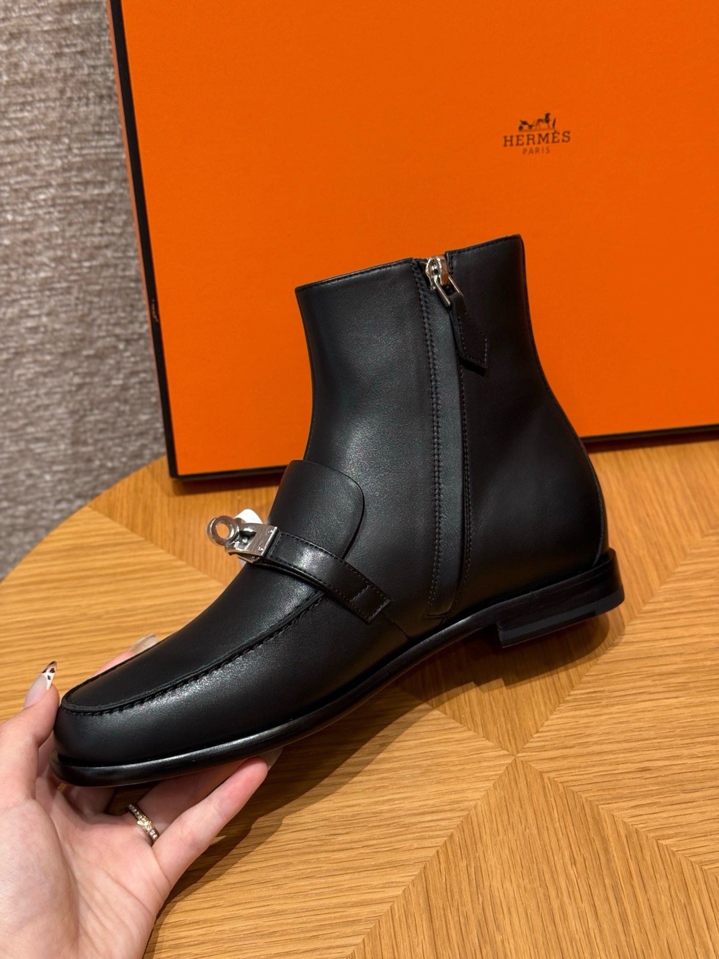 Boots #3299