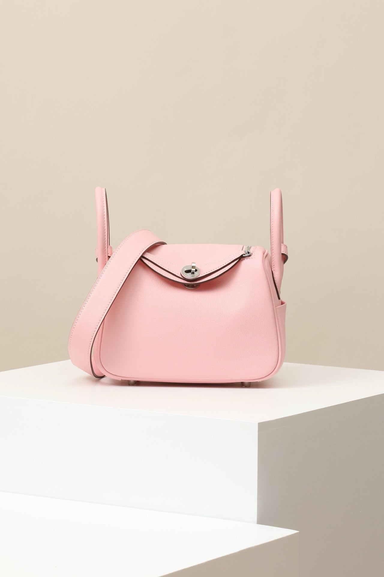 LD19 , Swift  , 3Q Rose Sakura  PHW #4617