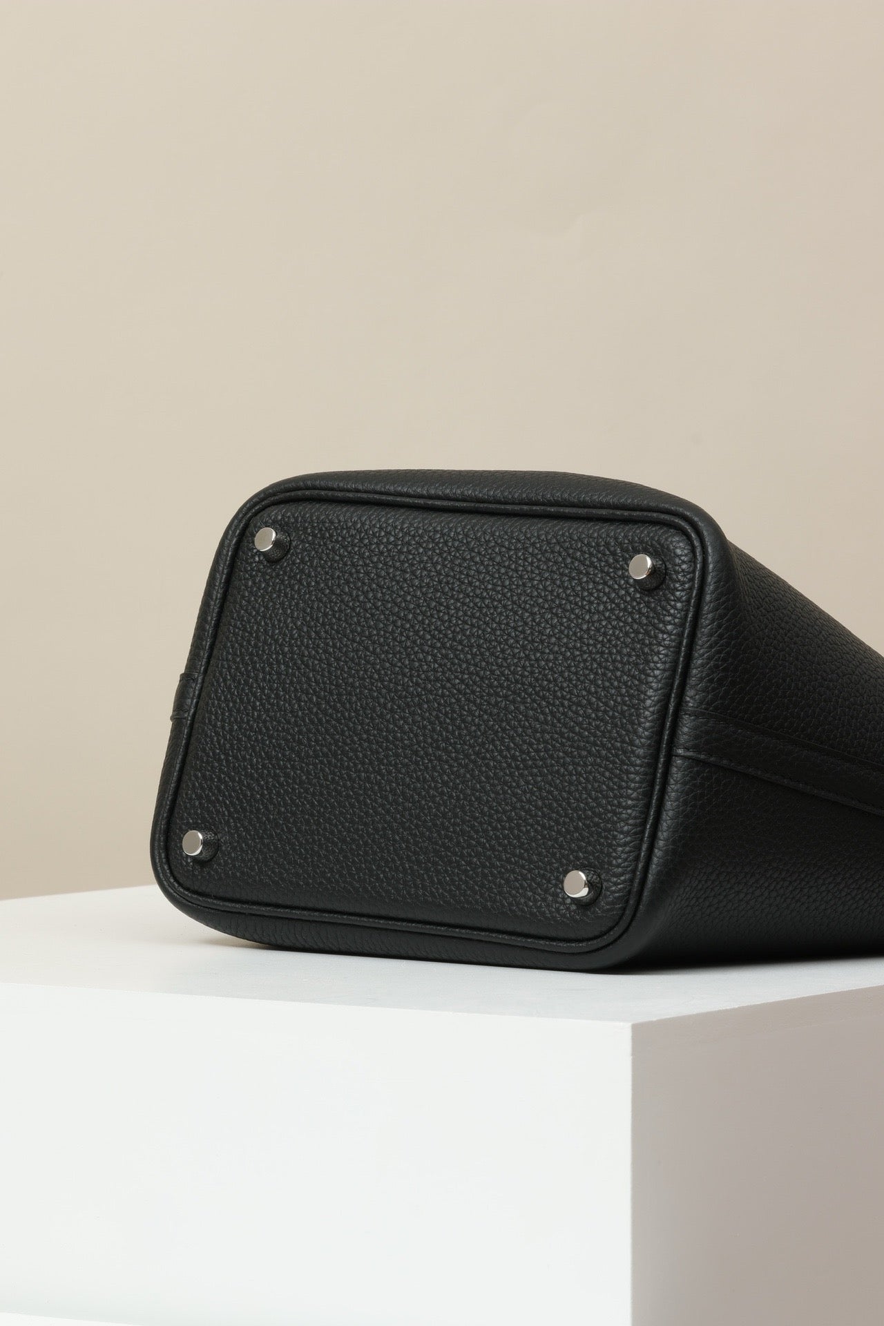 CL18 CK89 Black PHW #4079