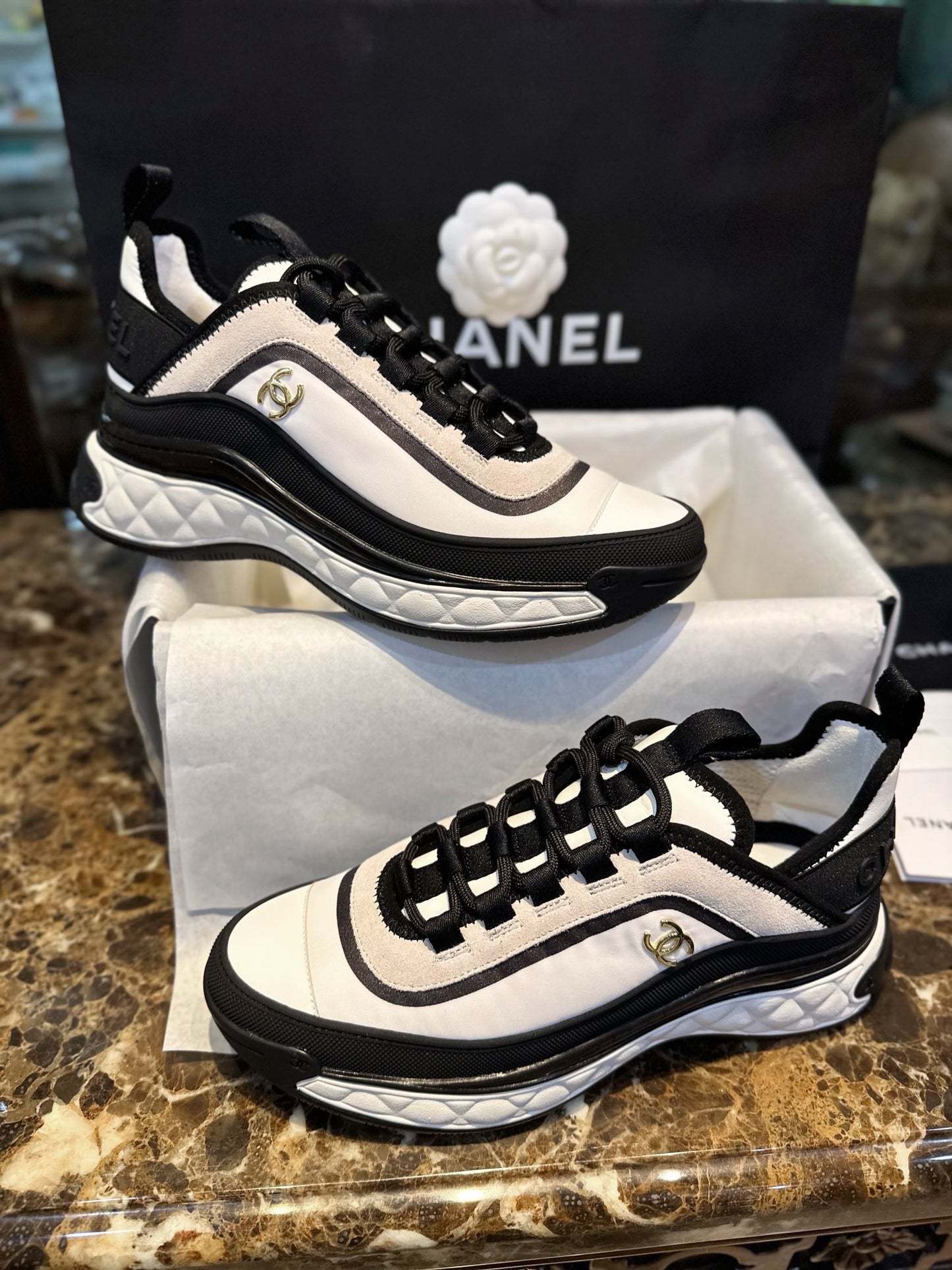 24s sneaker #356