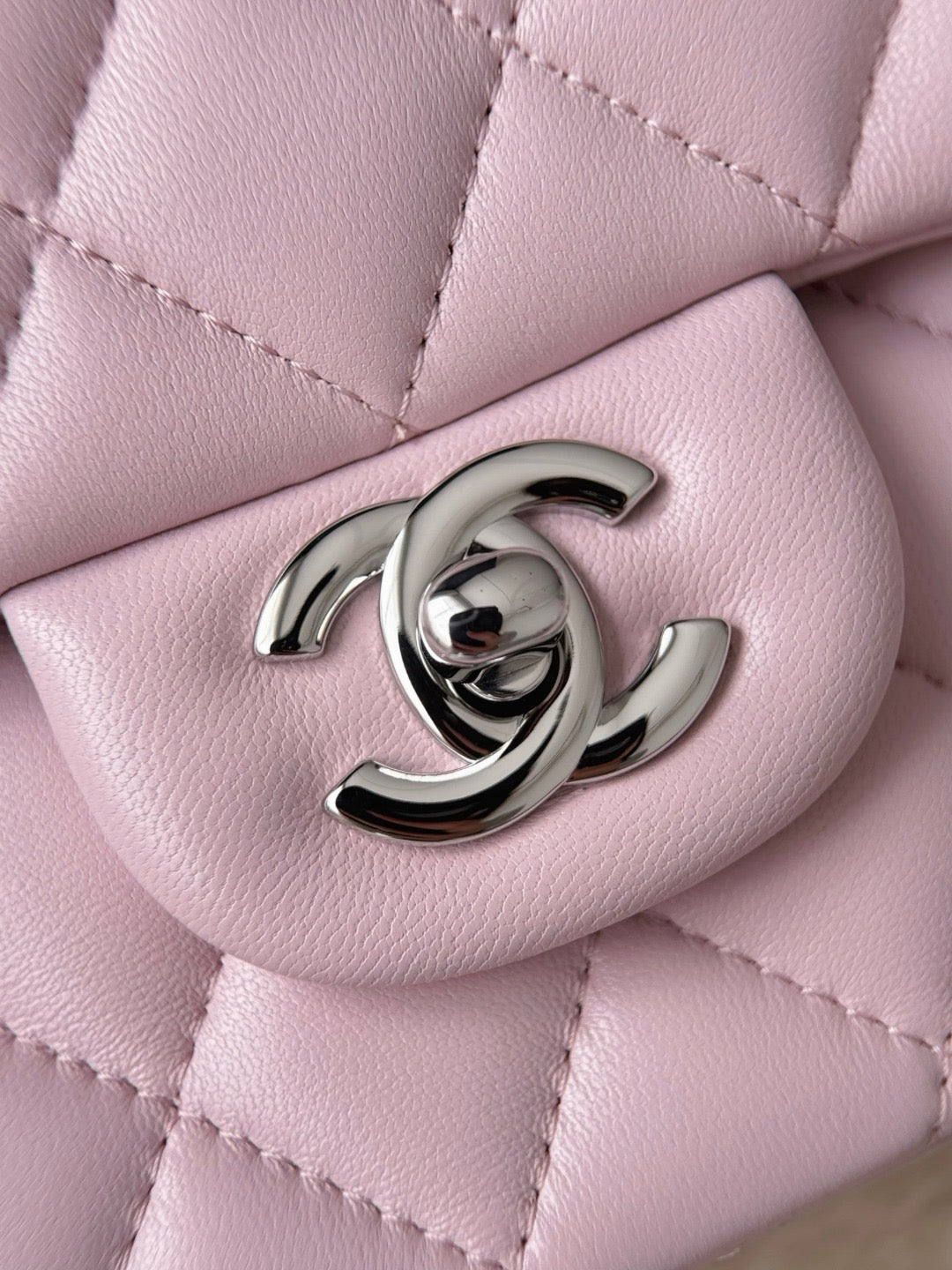 Cf25 Silver Hardware  #3693