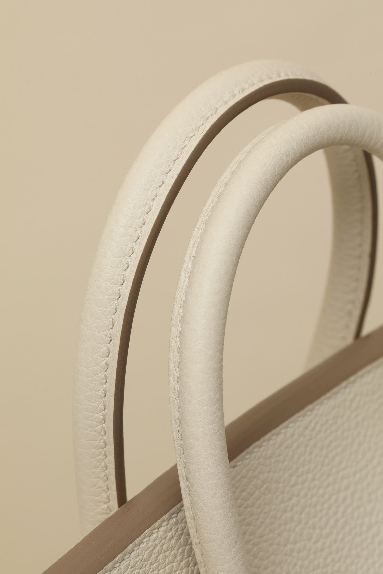 BK25 Milkshake White # 3884