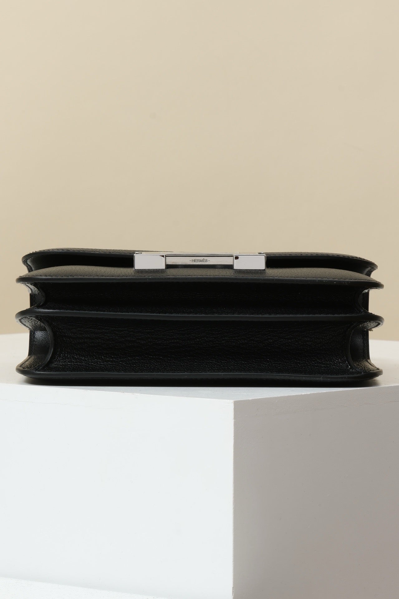 CJ19 19 cm , CK89 Black Goatskin PHW #4343