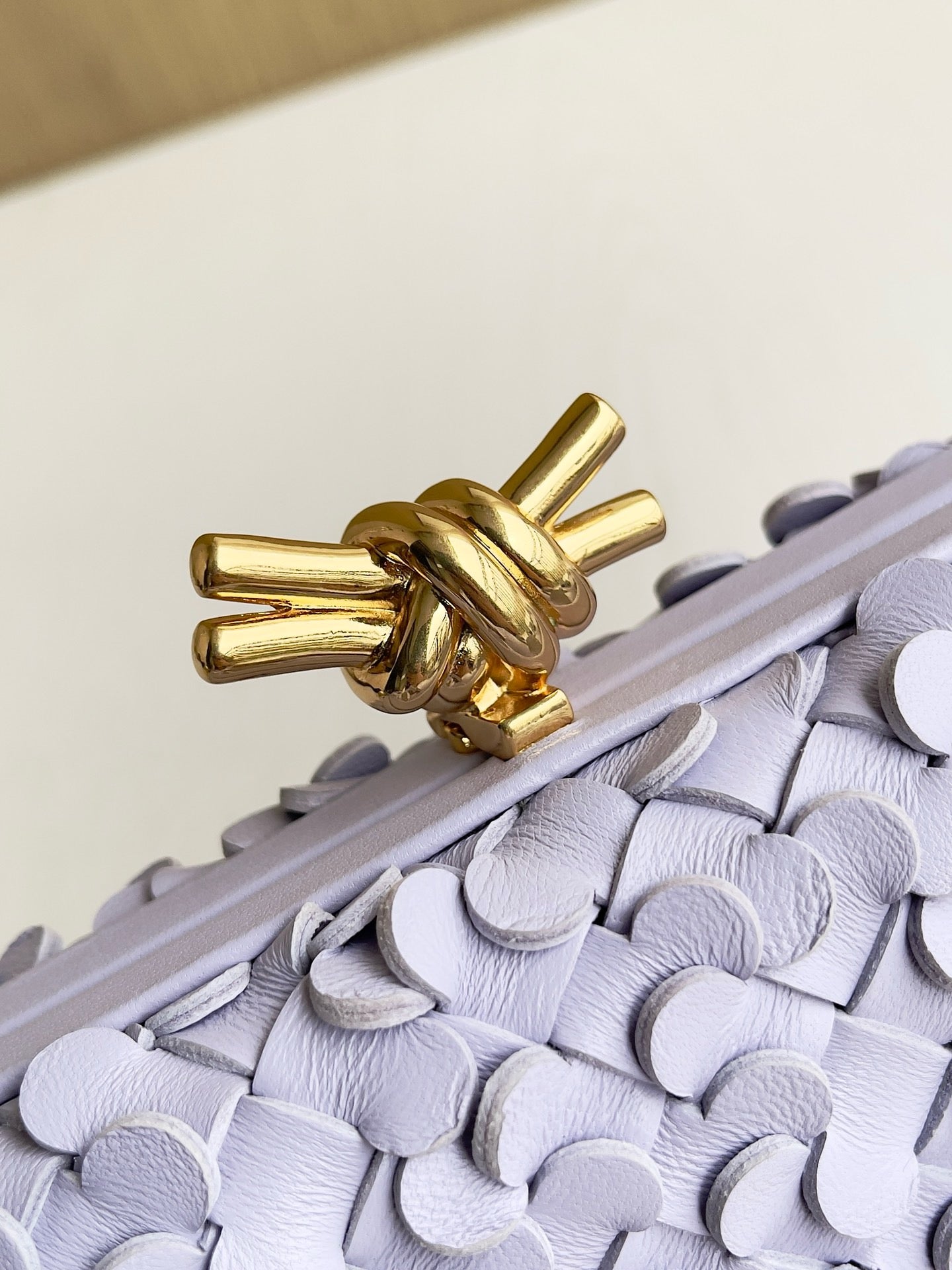 BV the knot #2604