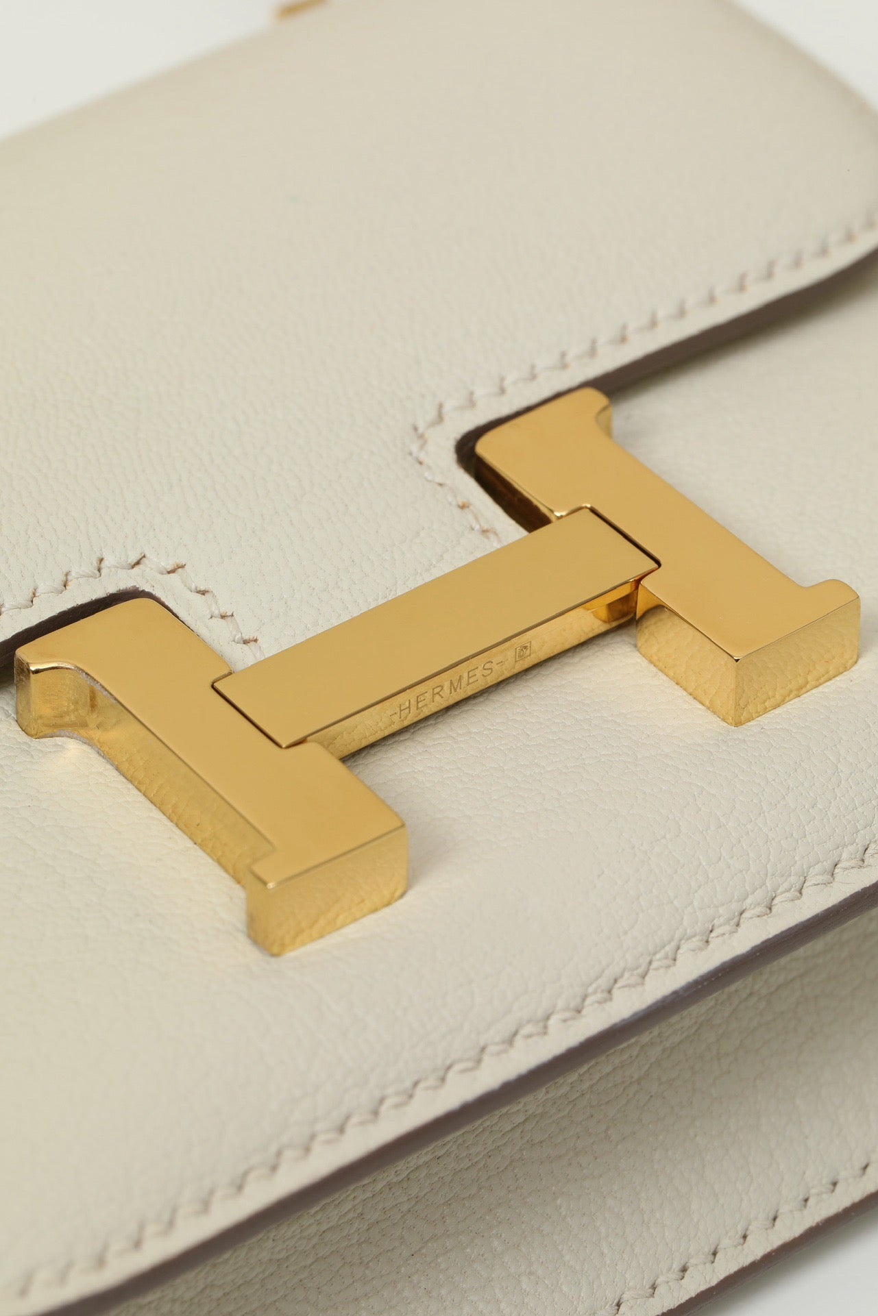 CJ14 , 14 cm,  CC10 Milkshake White GoatSkin GHW #4362