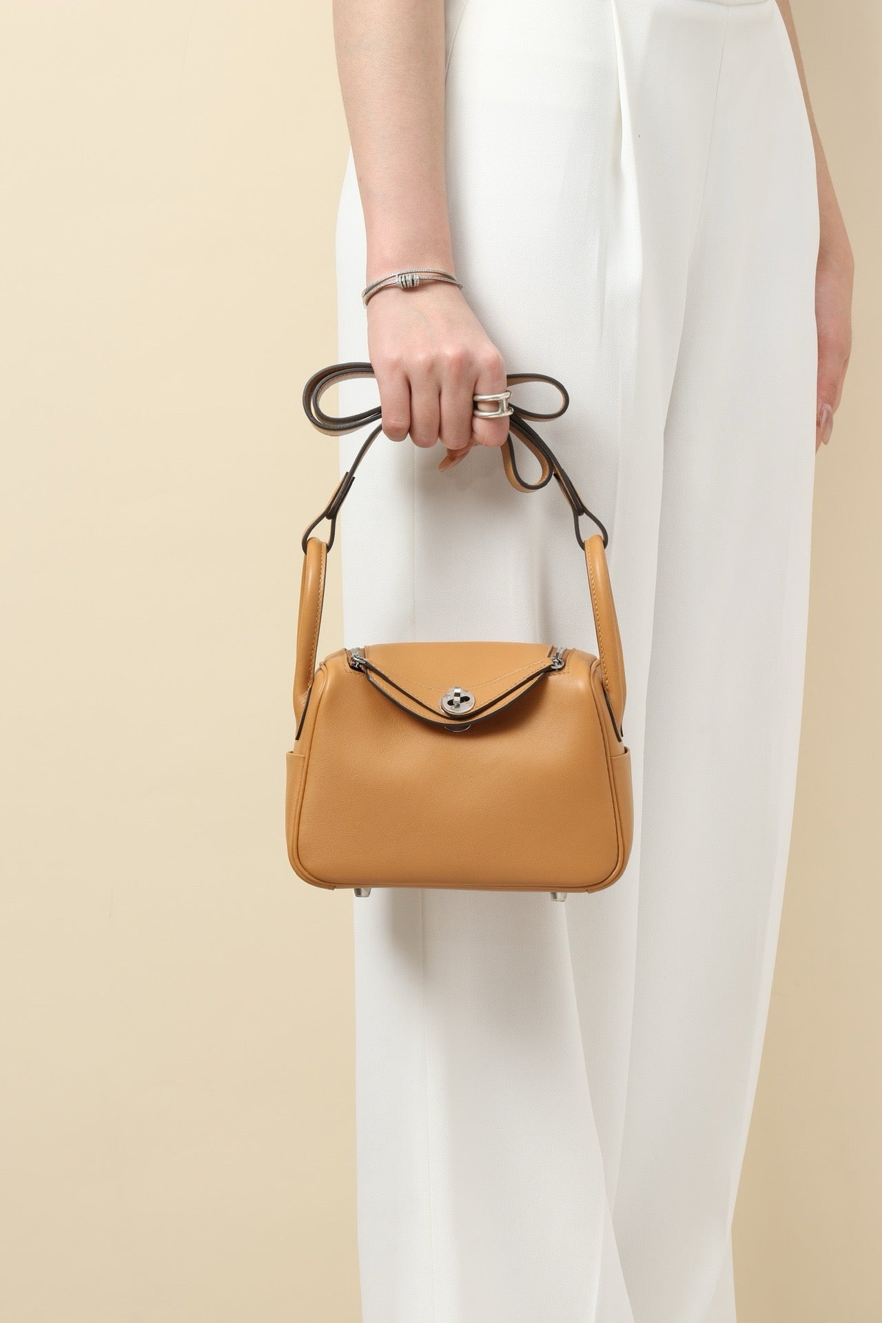 LD19 , Swift  , OM Biscuit / X9 Mauve Sylvestre PHW #4624