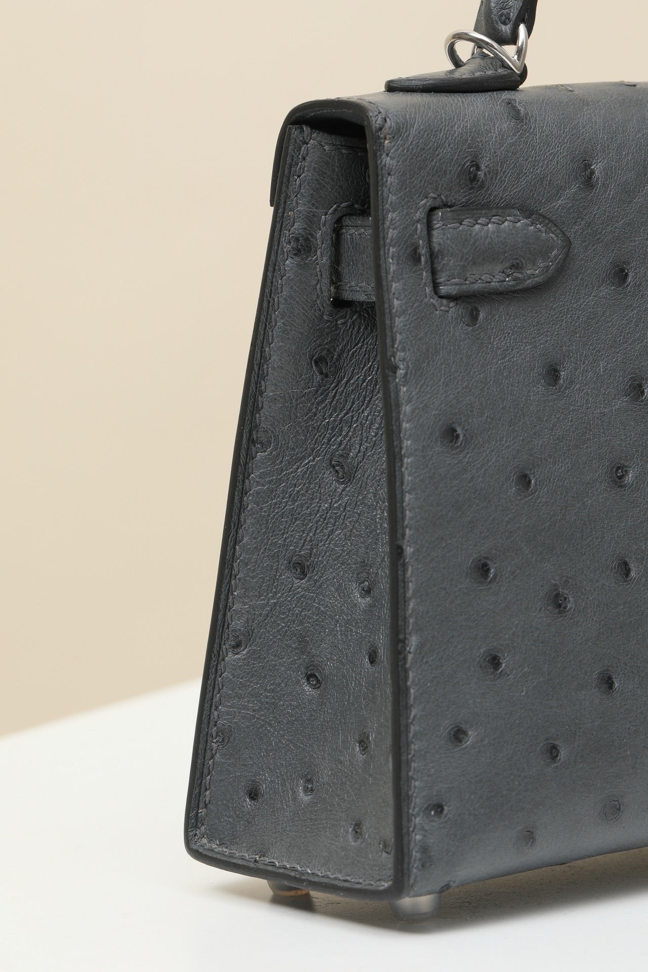 KL19 Graphite Gray #3837