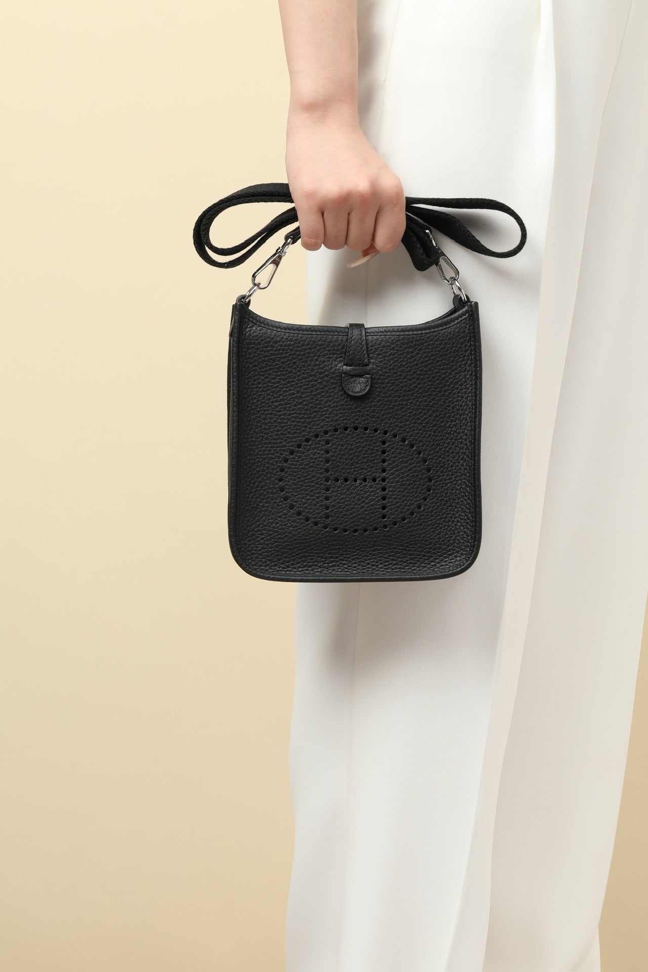 YF16 CK89 BlackClemence bull leather crossbody bag  ,PHW#4444