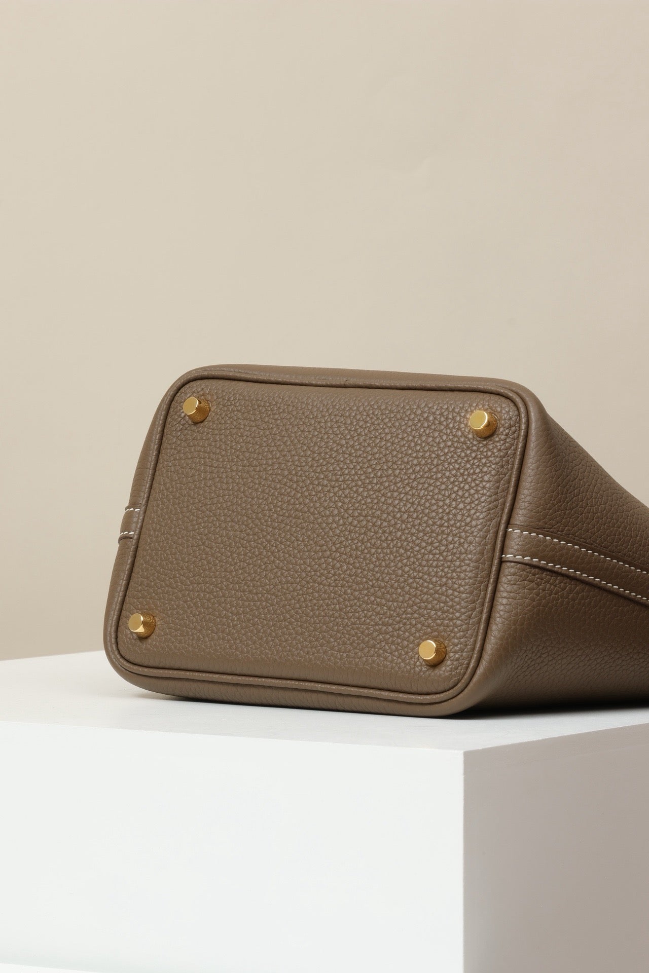 CL18 CK18 Elephant Gray GHW #4084