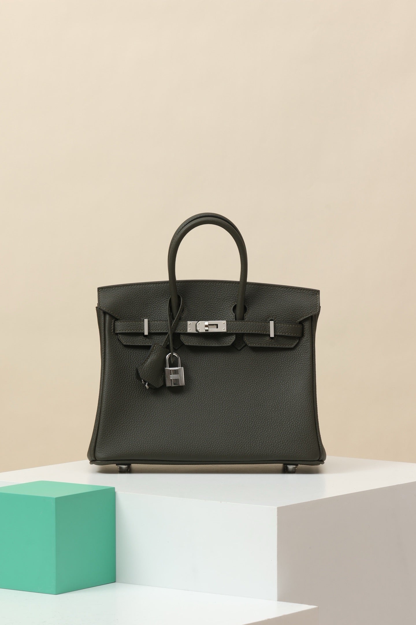 BK25 Gray Green #3846