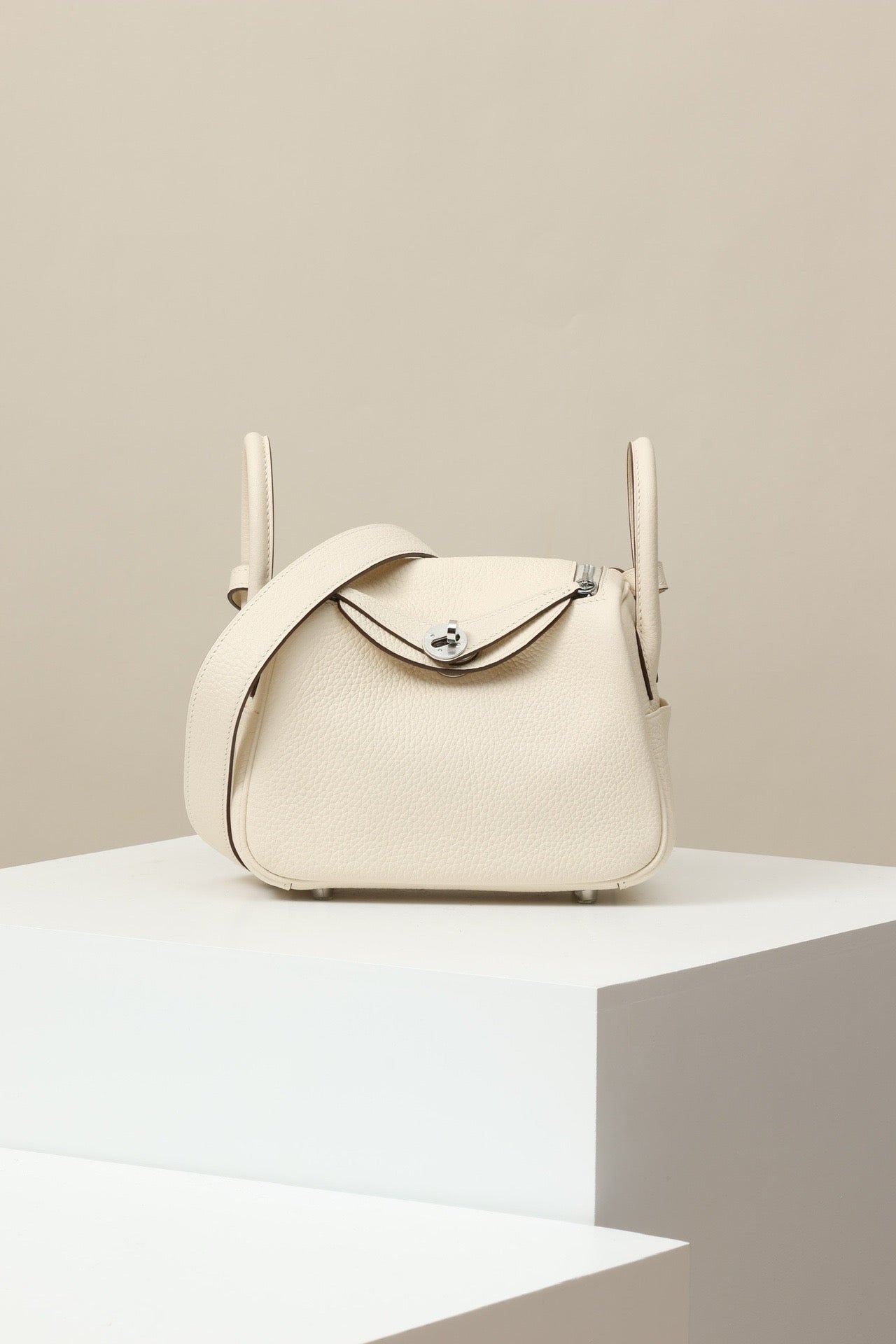 LD19 , Togo , I2 Craie  PHW #4608