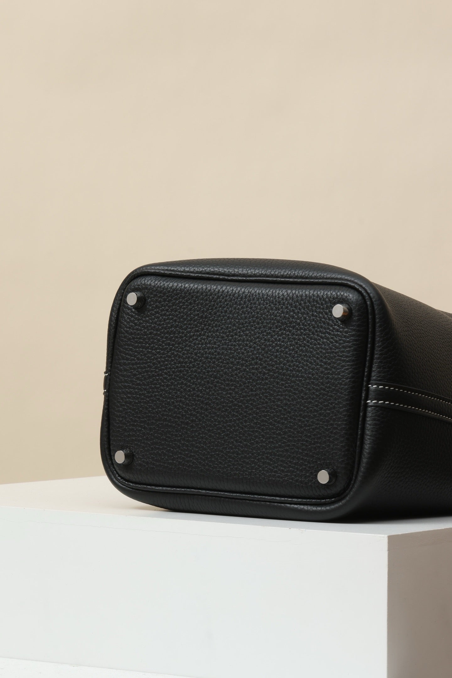 CL18 CK89 Black PHW #4108