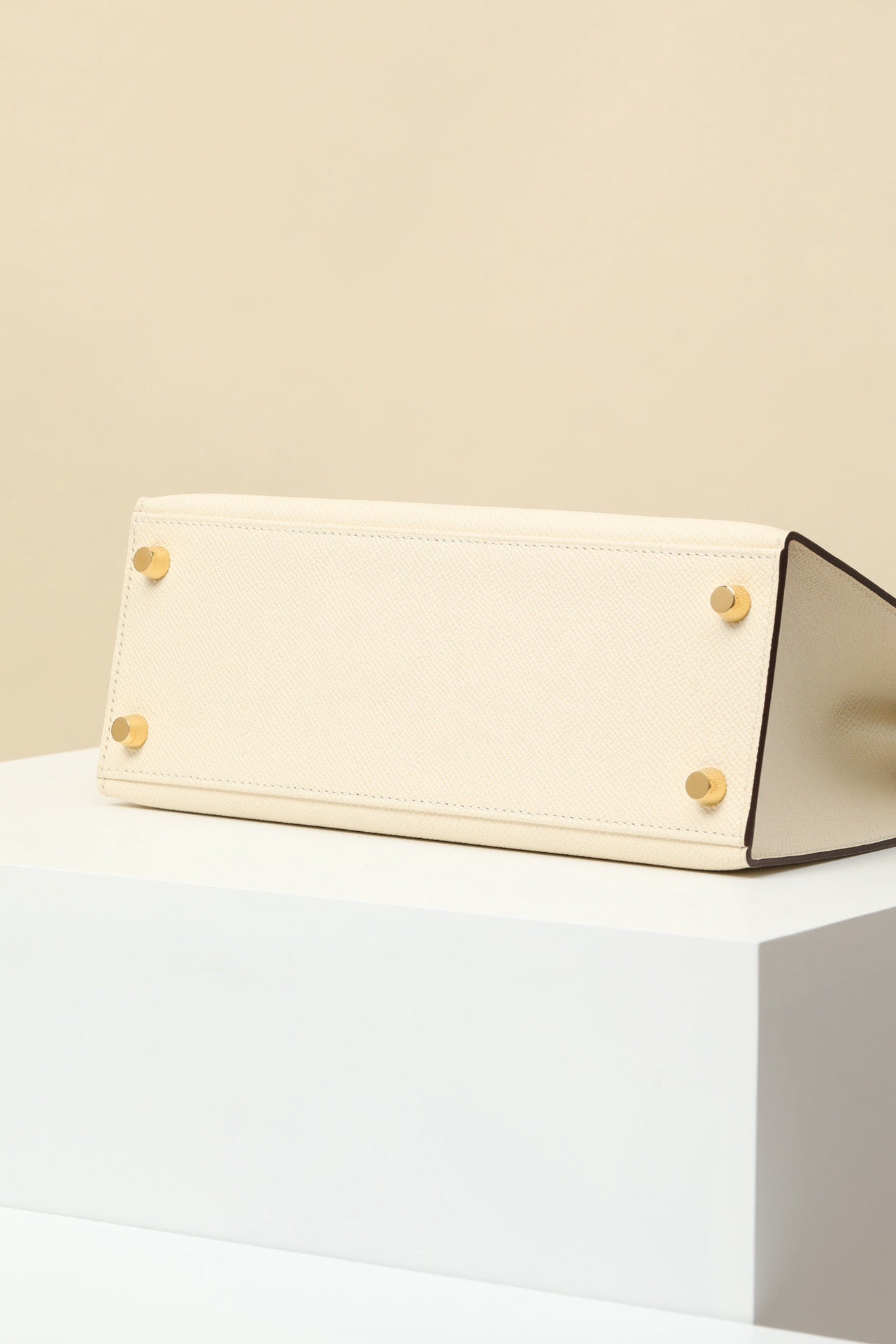 KL25 Cream White #3682