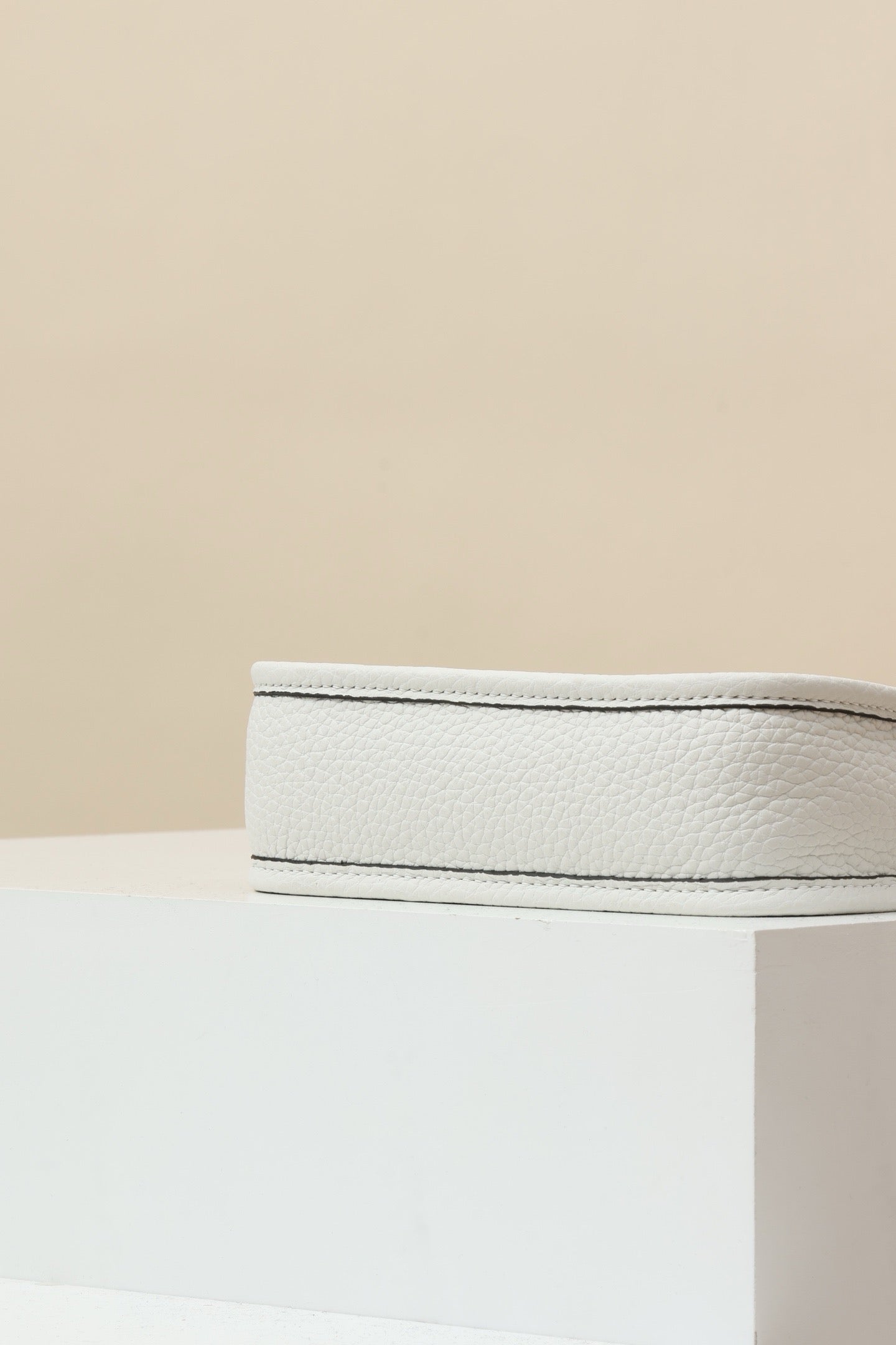 YF16 OU New White ,Clemence bull leather crossbody bag  , PHW #4409