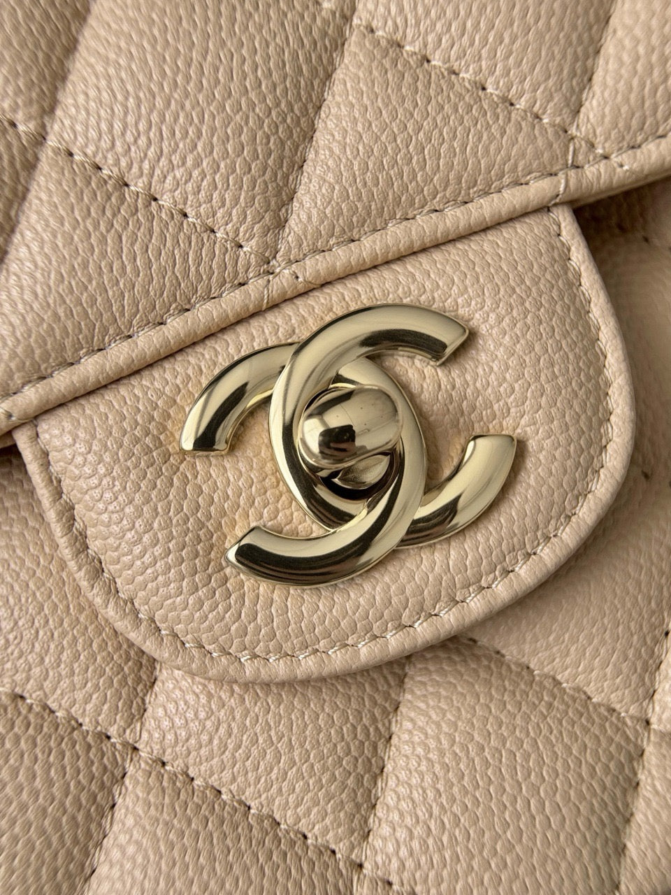 Cf25 Champagne Gold , Caviar # 4200