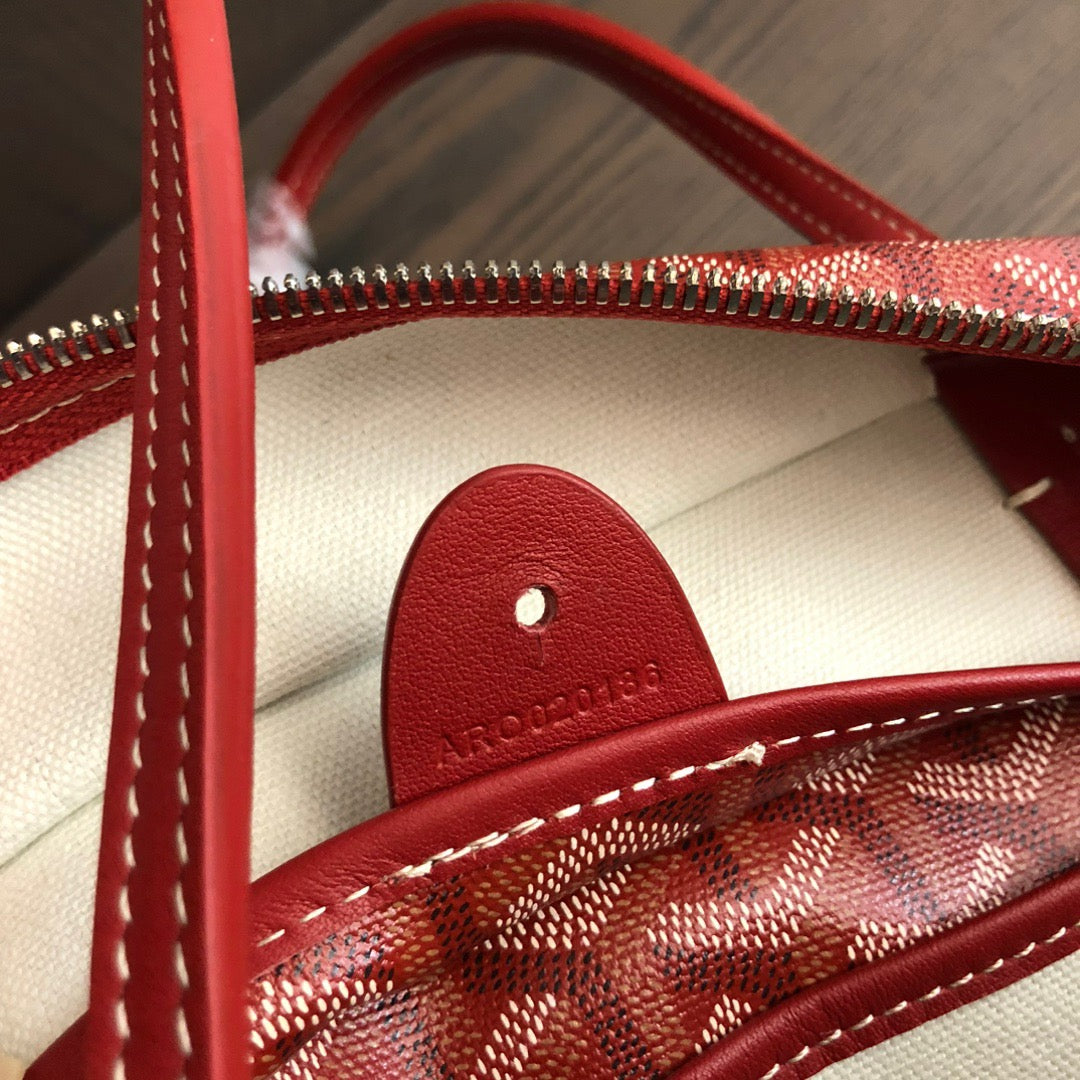 Artois MM Bag #689