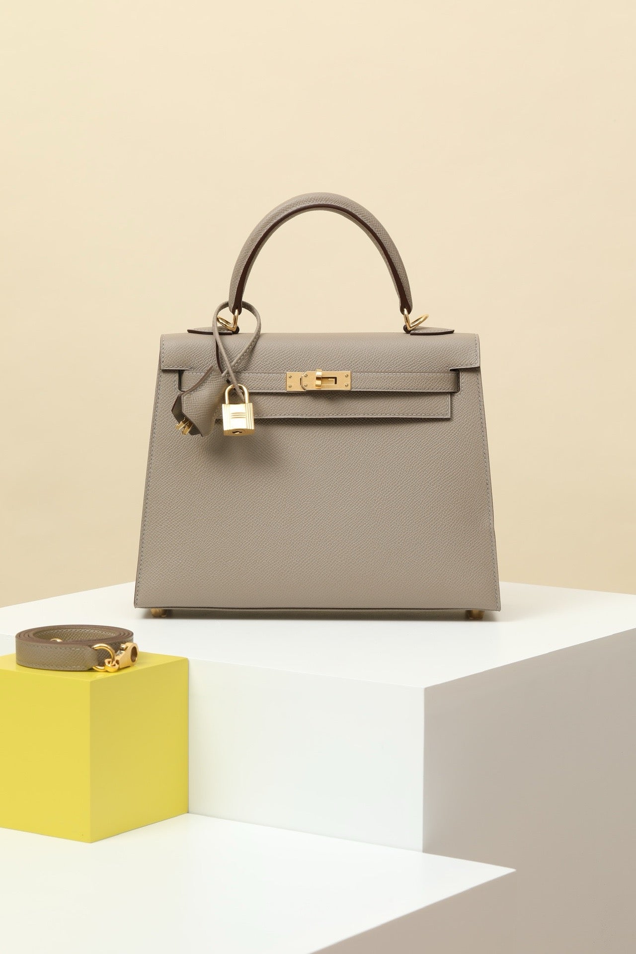 KL25 Asphalt Gray #3693