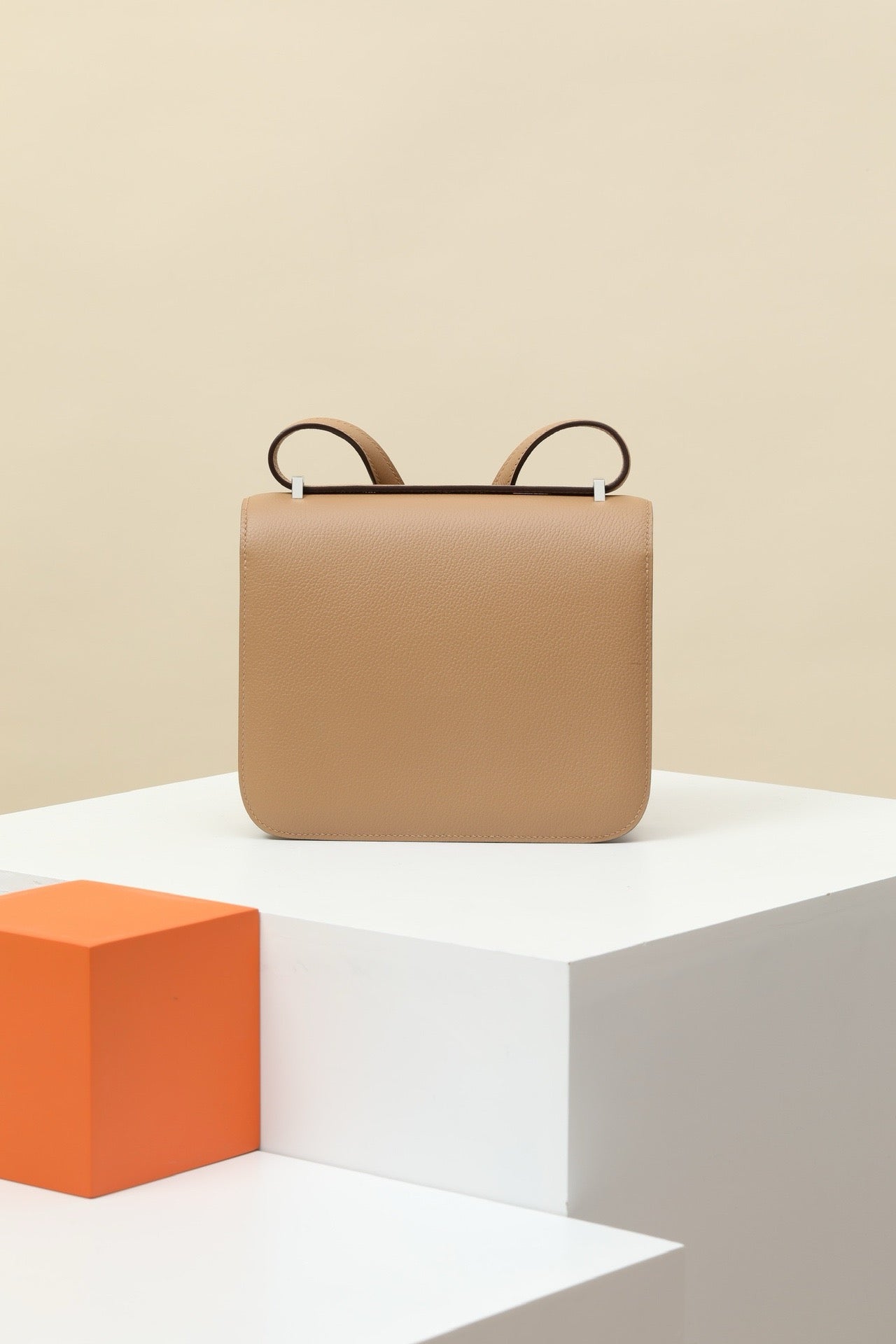 CJG24 , OM Milk Tea / 33 Honey Brown  ,  EVE leather with shiny #4385