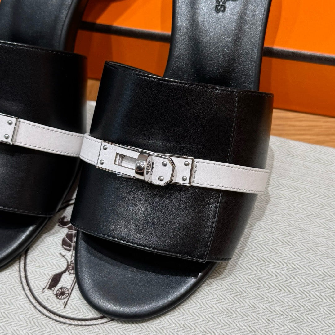Sandal #3072