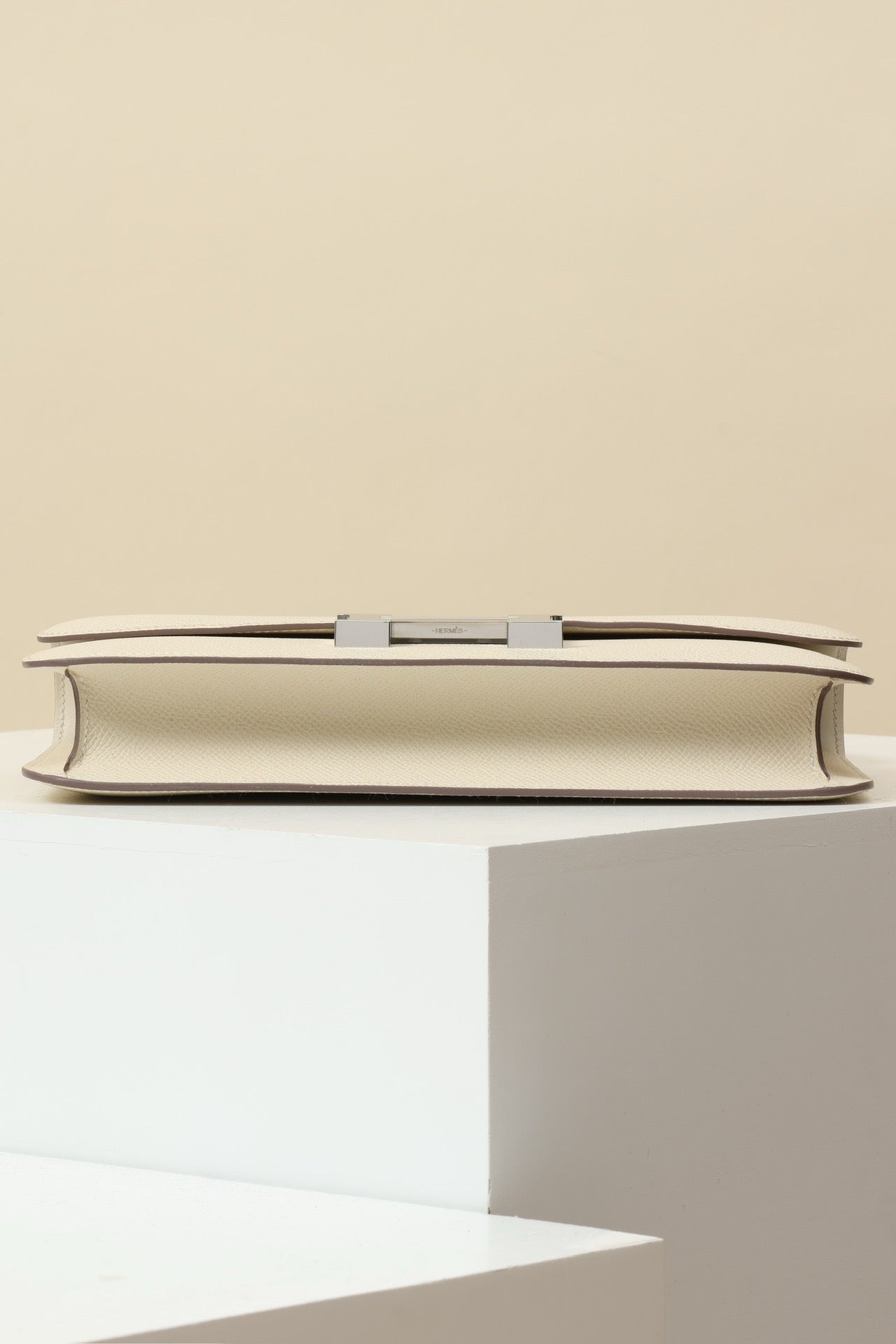 CJG24 , Epsom  CC10 Milkshake White PHW #4370