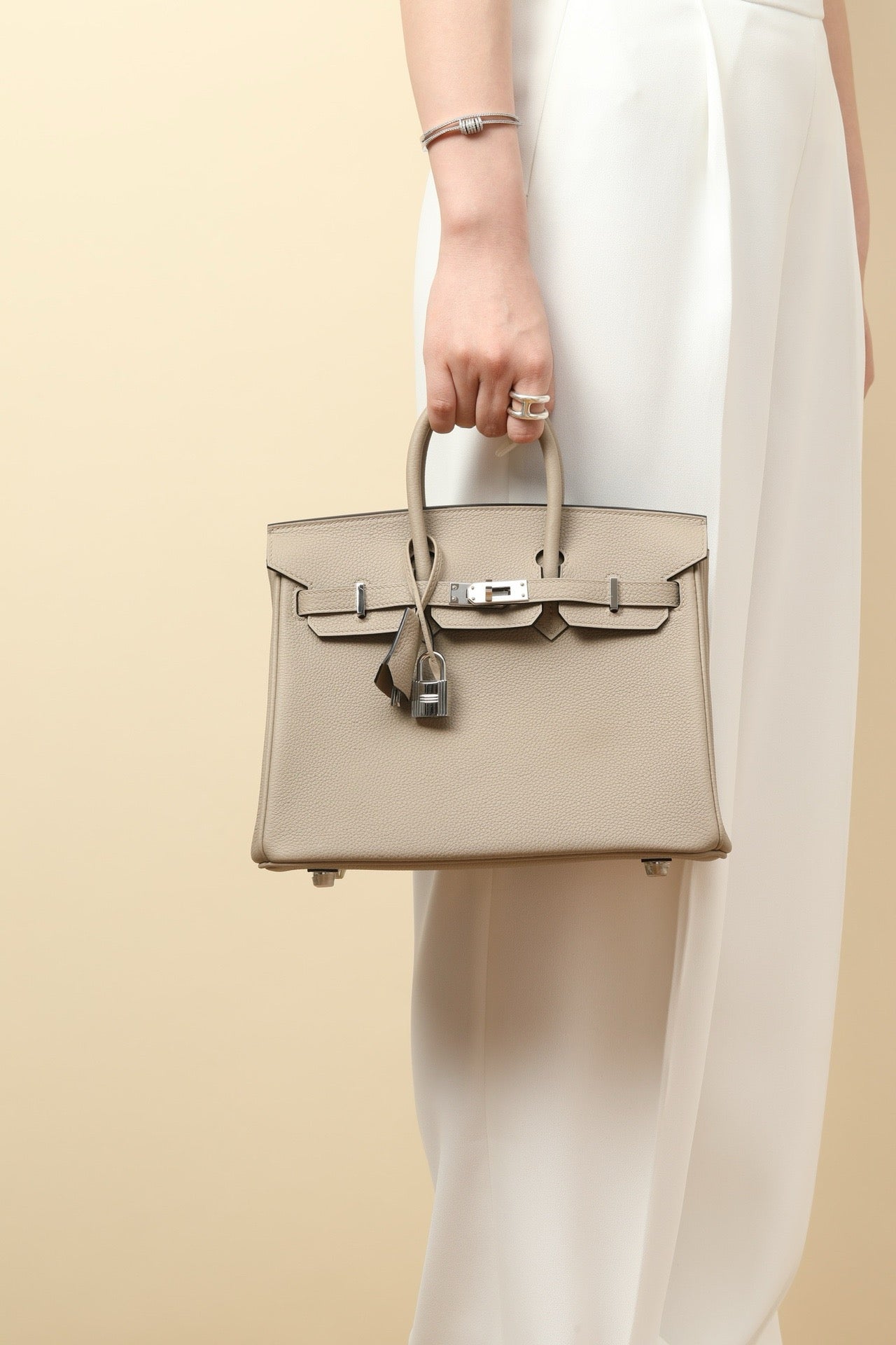 BK25 Dove Gray # 3872