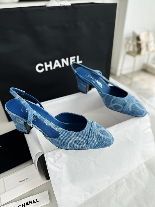 24s Sandal #305