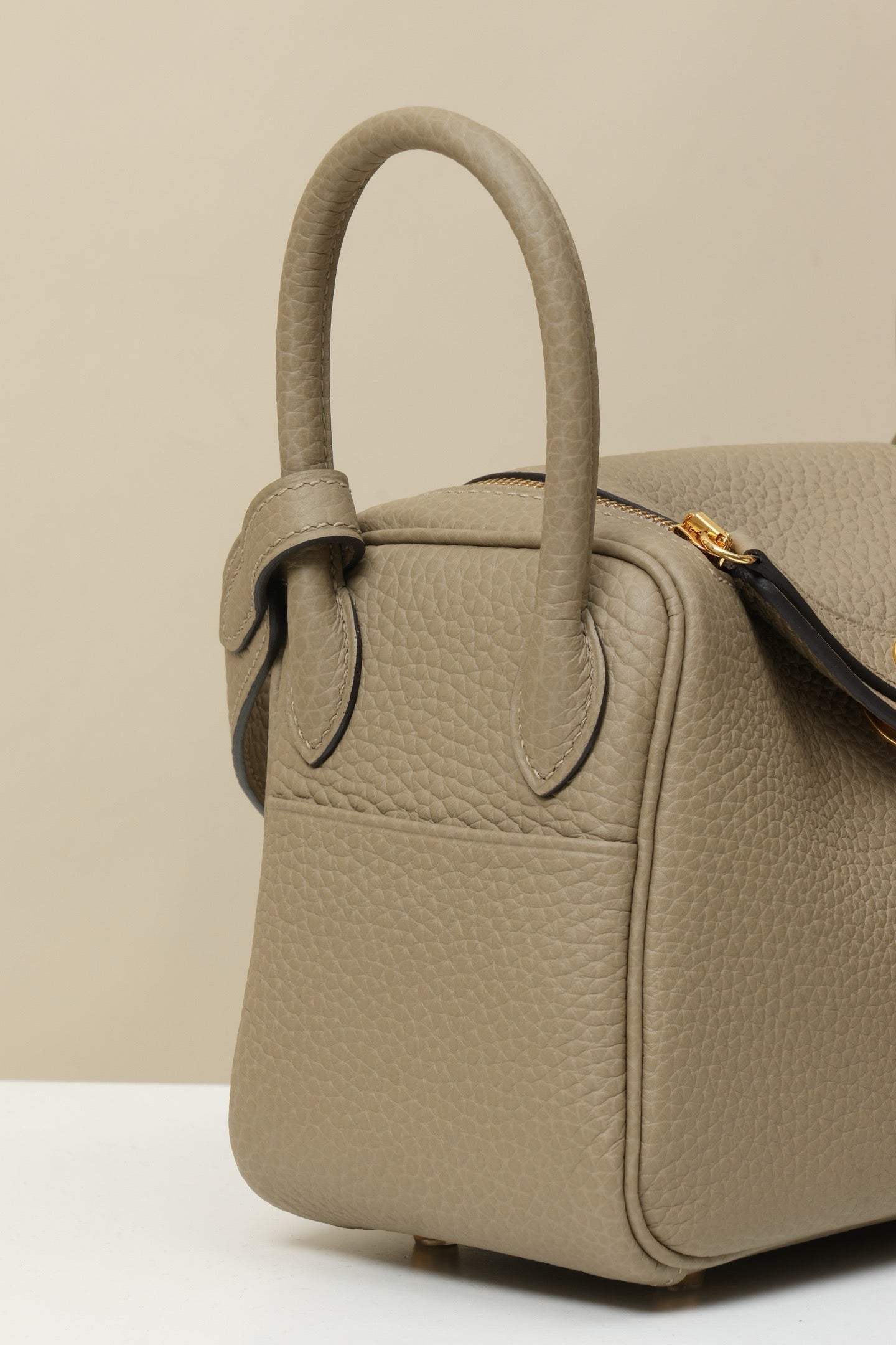 LD19 , Togo 8Q Malfa Beige GHW #4557