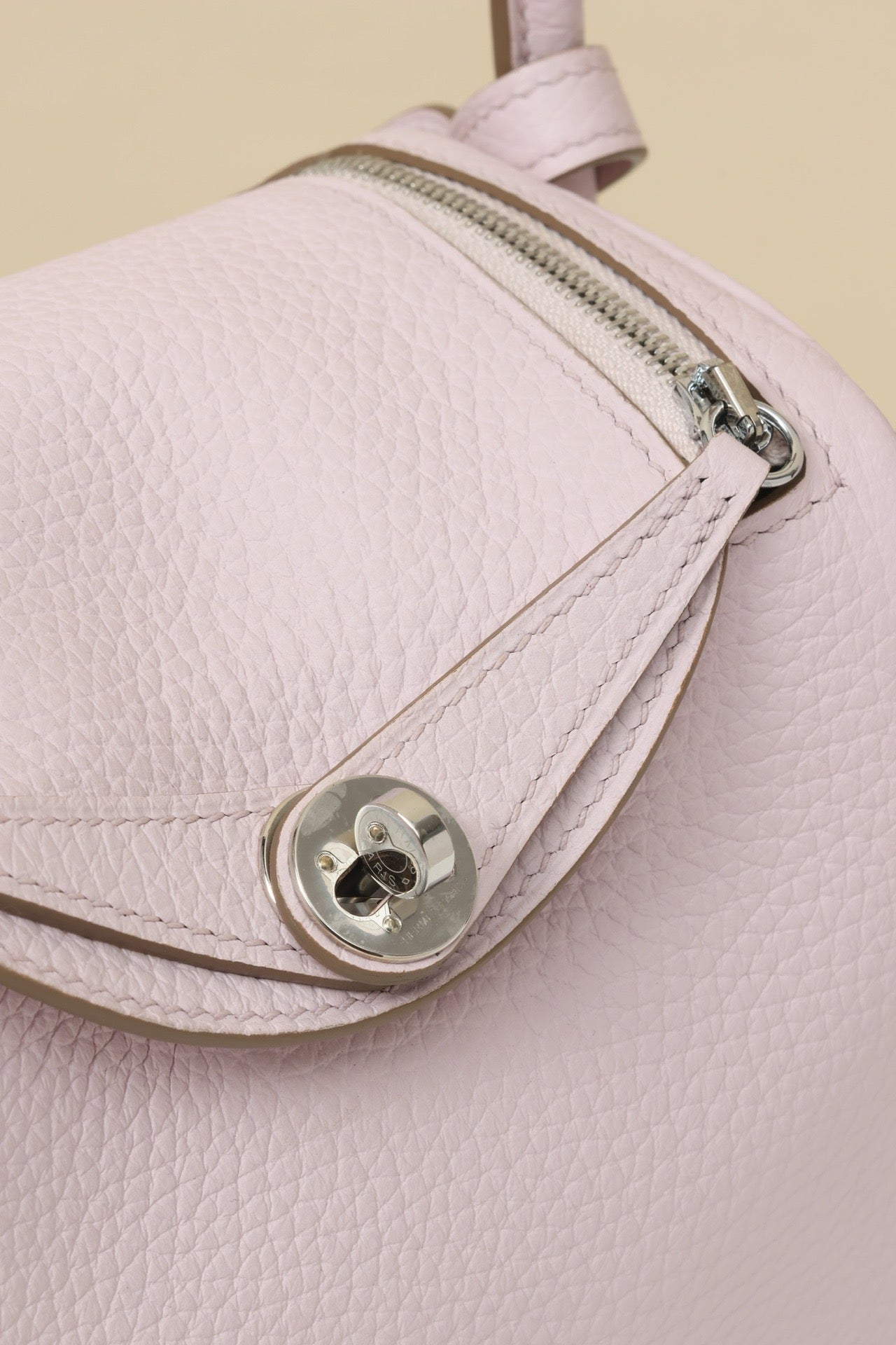 LD19 , Togo , 09 Violet Reve PHW #4589