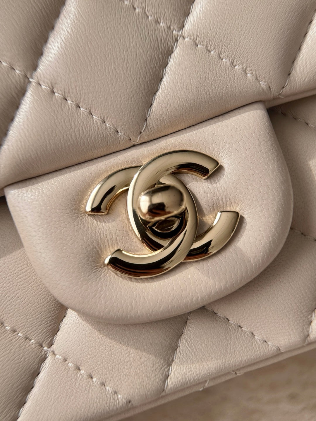 Cf20 Champagne Gold Hardware   #4672