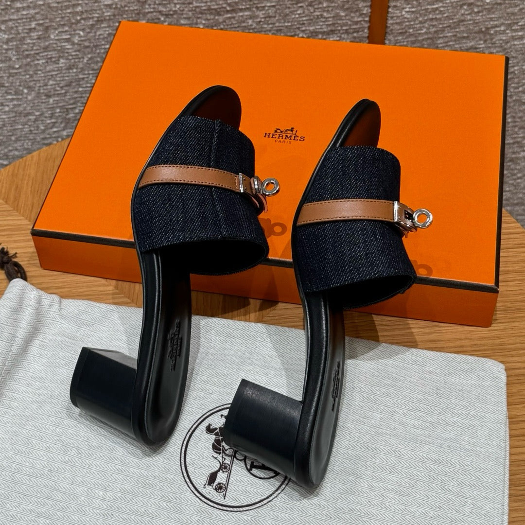 Sandal #3070