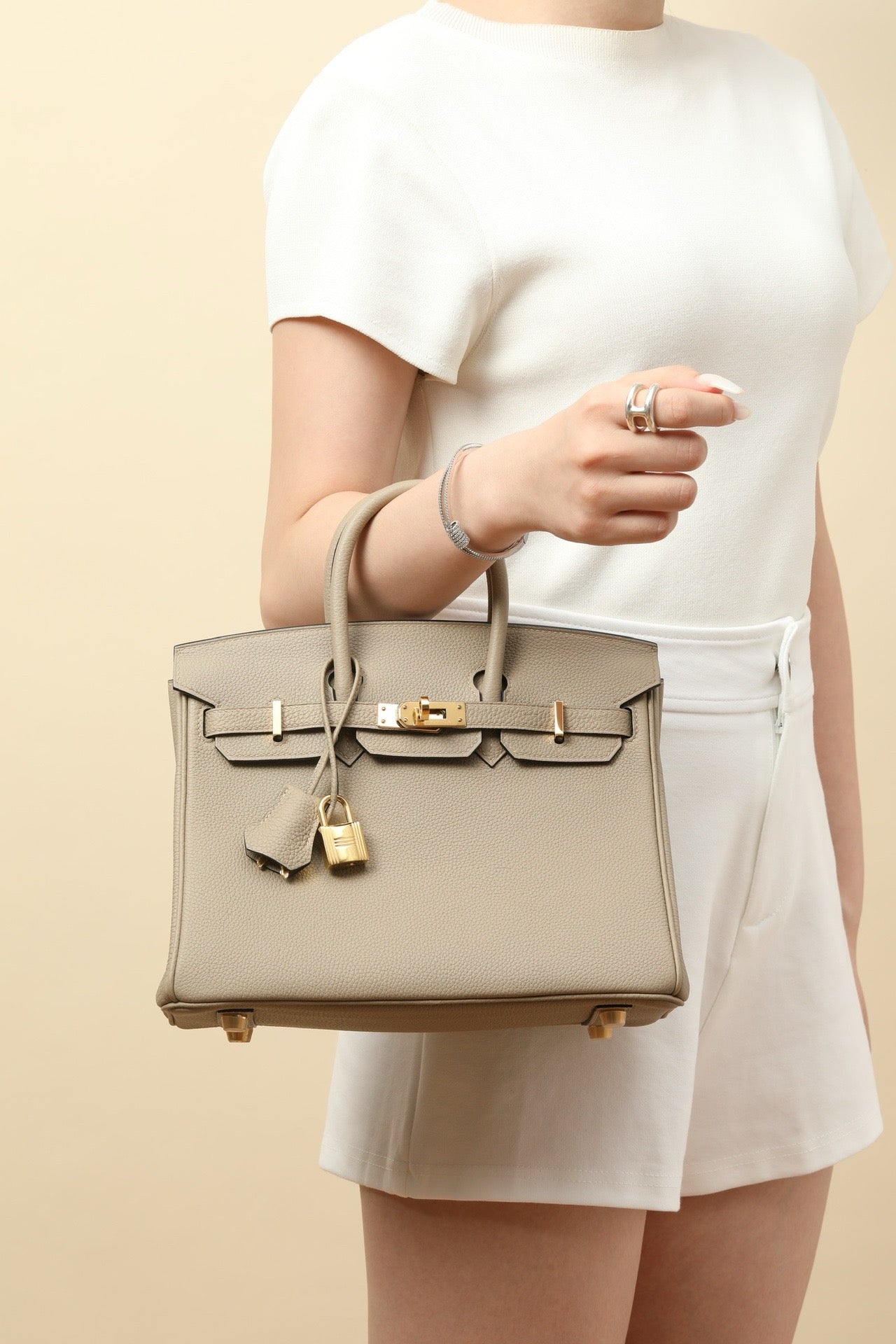 BK25 Dove Gray # 3874