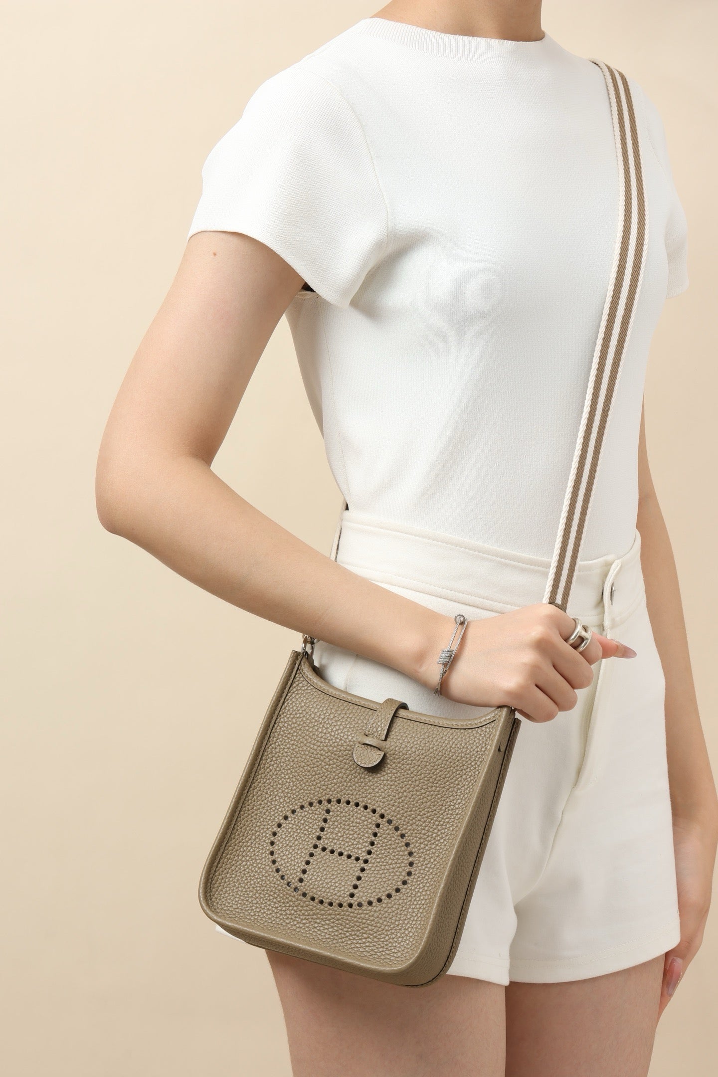 YF16 8Q Marfa Beige, Clemence bull leather crossbody bag  , PHW #4405