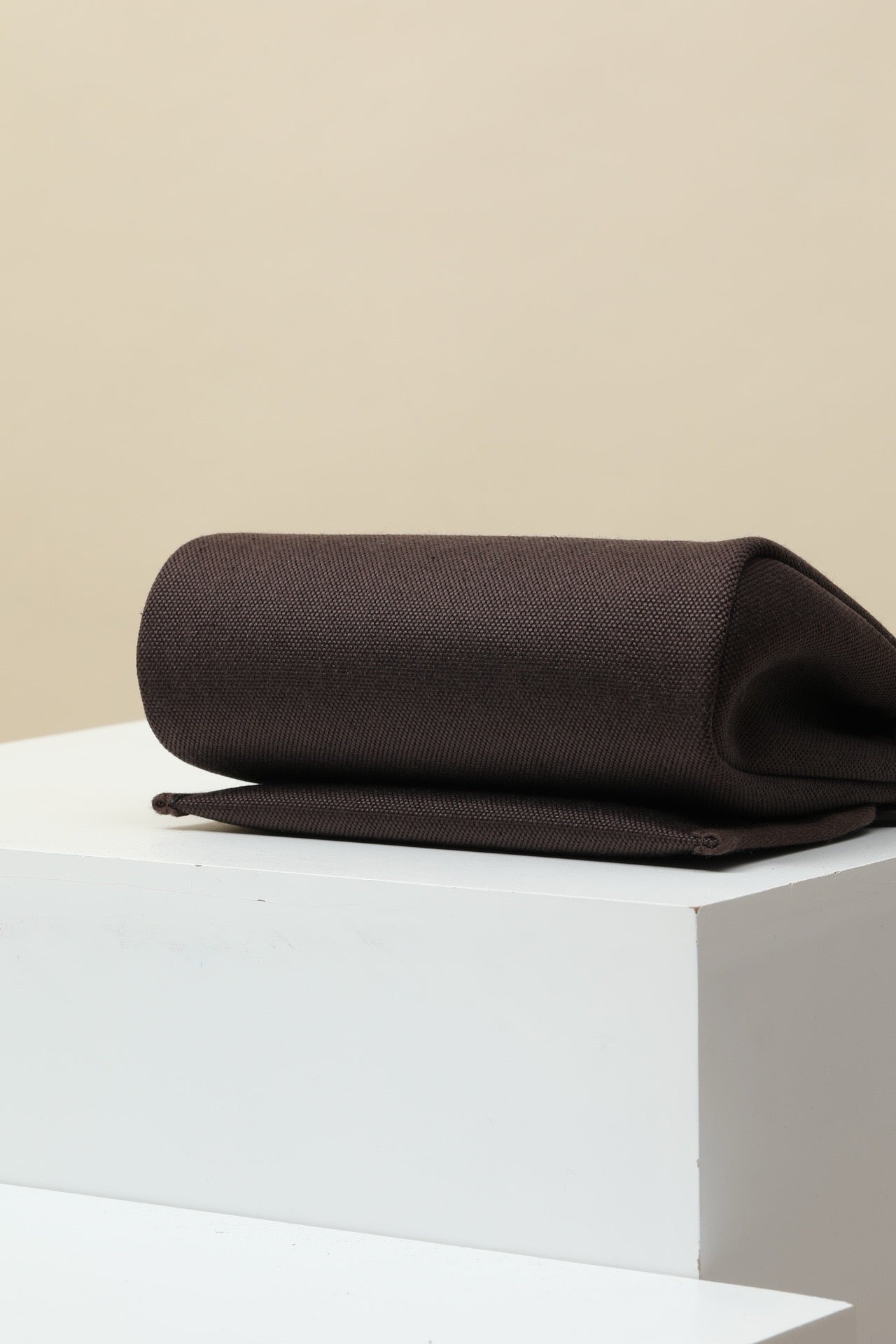 HB20 46 Ebony H Viking Canvas and Hunter Leather Shoulder Bag GHW #4641