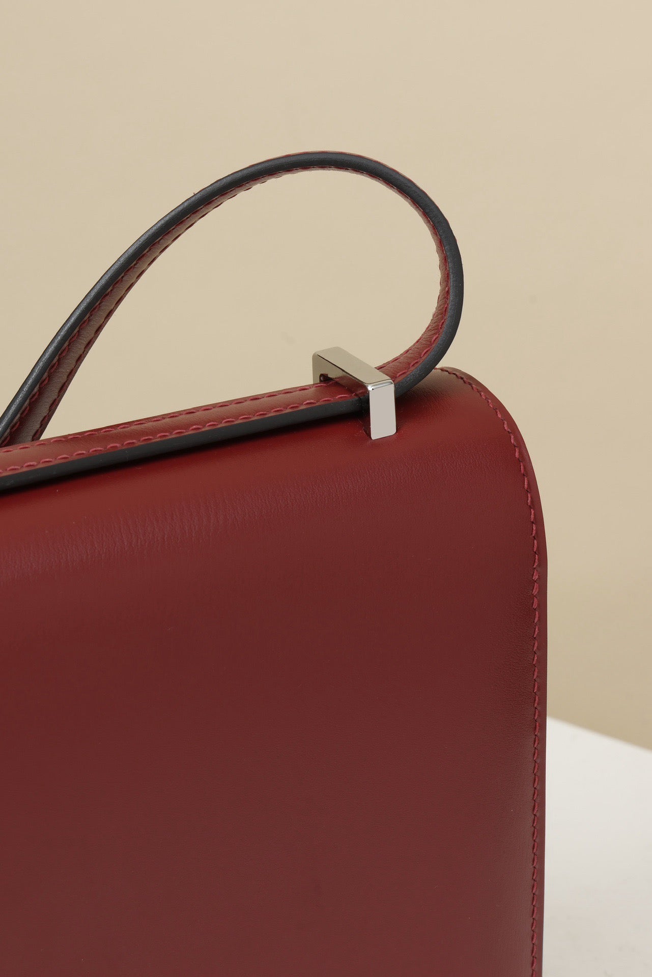 CJ19 19 cm ,  Red Box leather PHW #4291