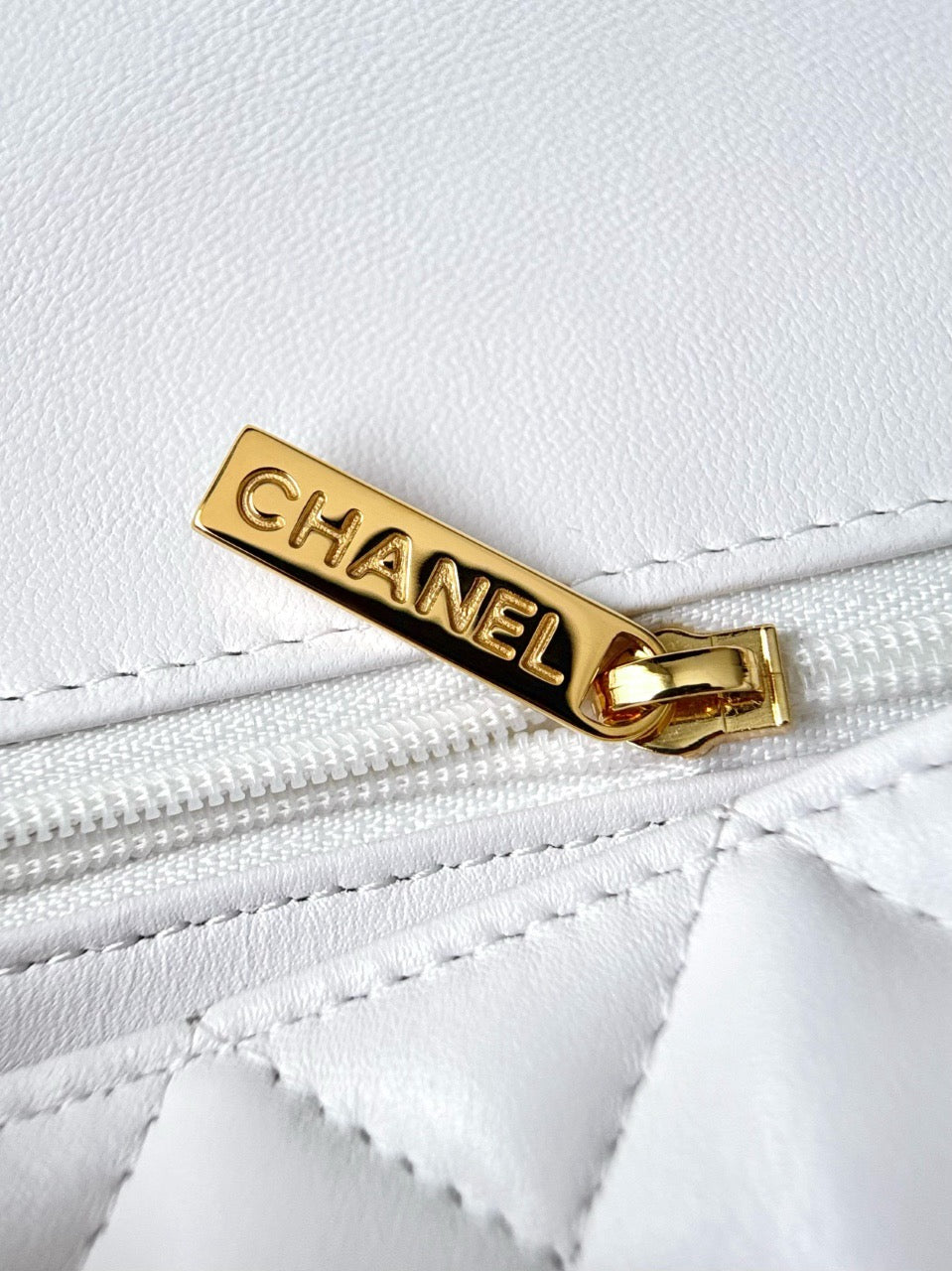 Cf20 Gold Hardware   #4681