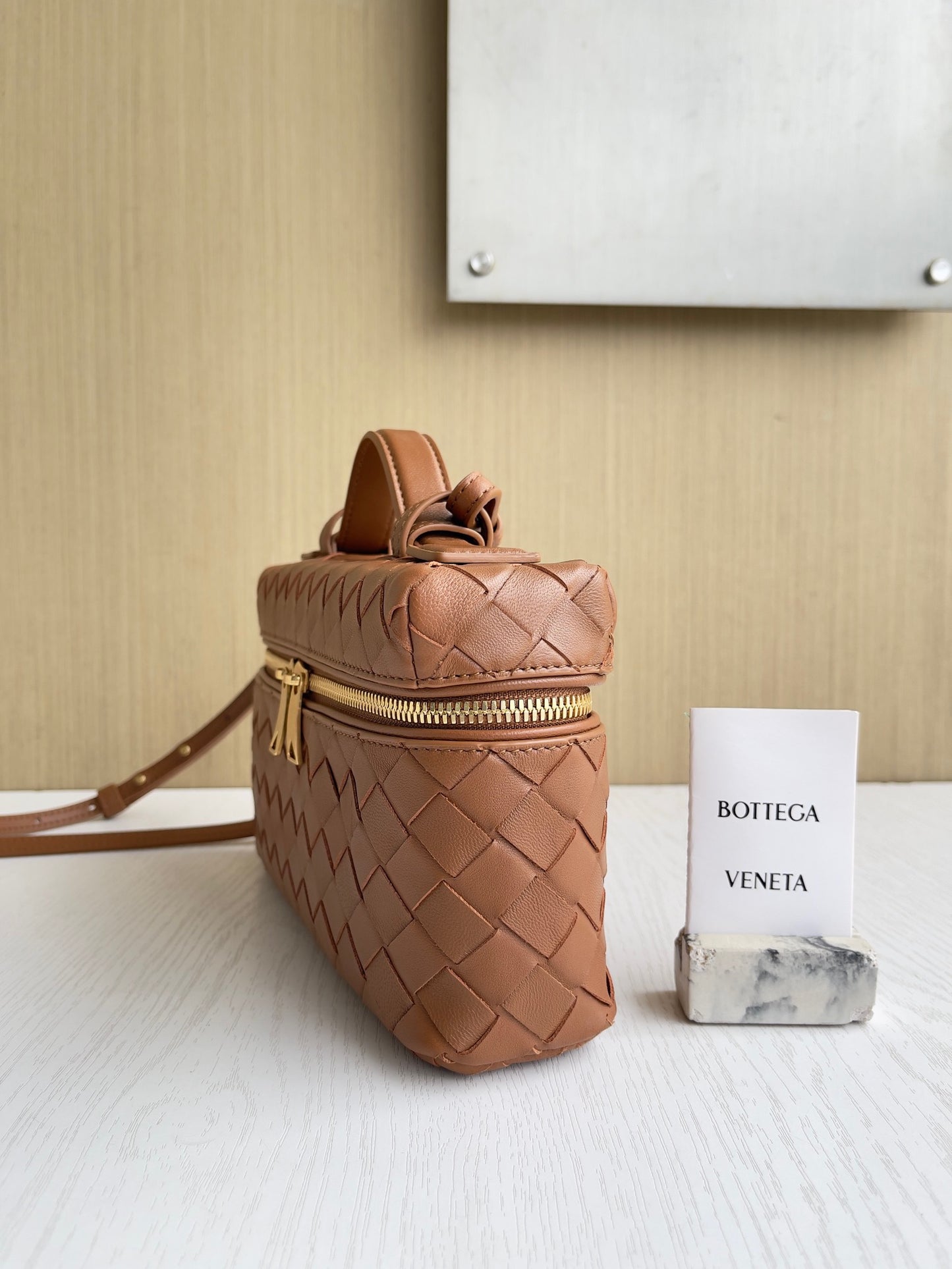 BV Bang Bang Vanity Case #576